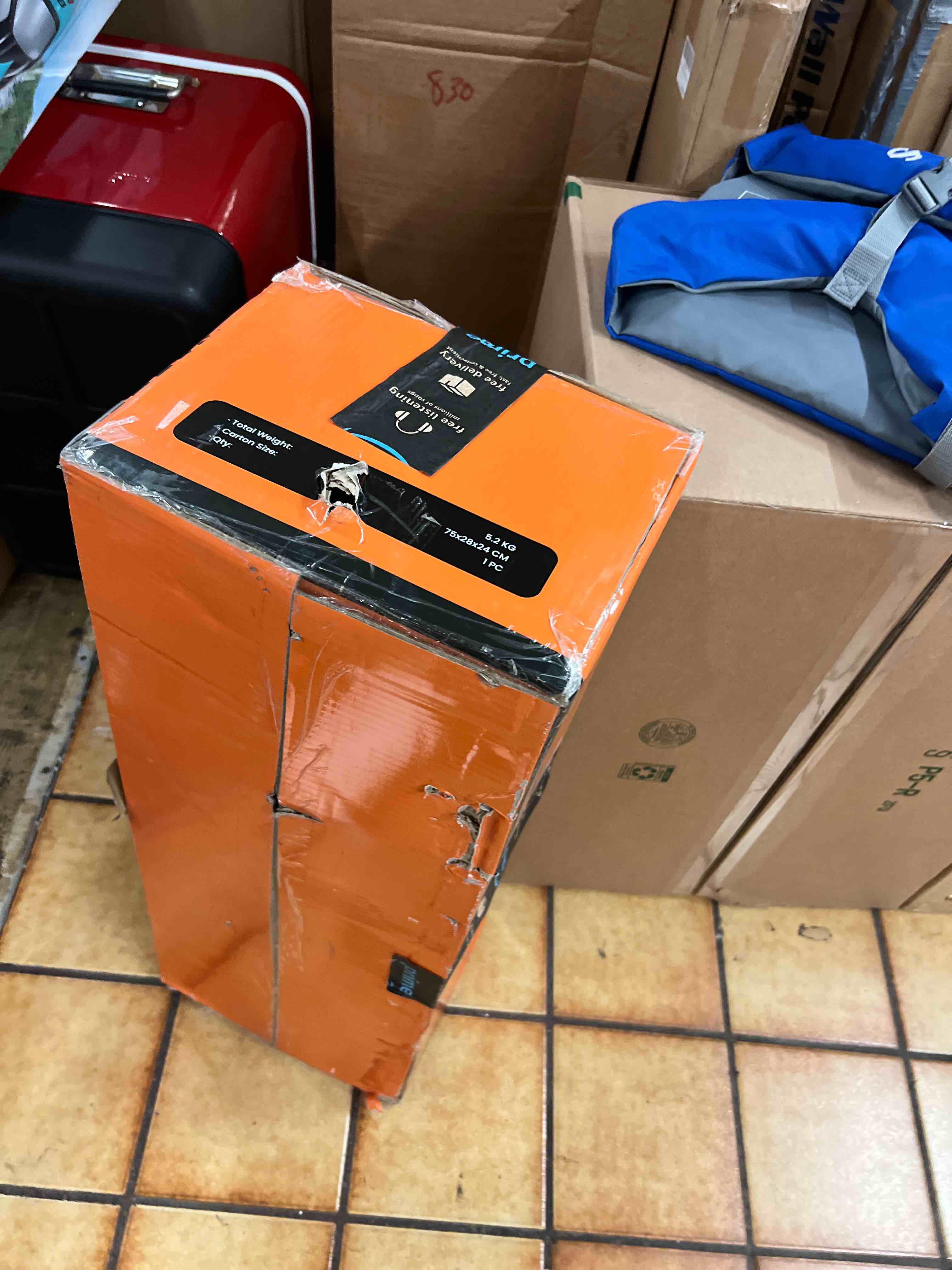 https://s3.amazonaws.com/lotting-images-prod/phillipi/TEA1801519_1756258048307.jpeg