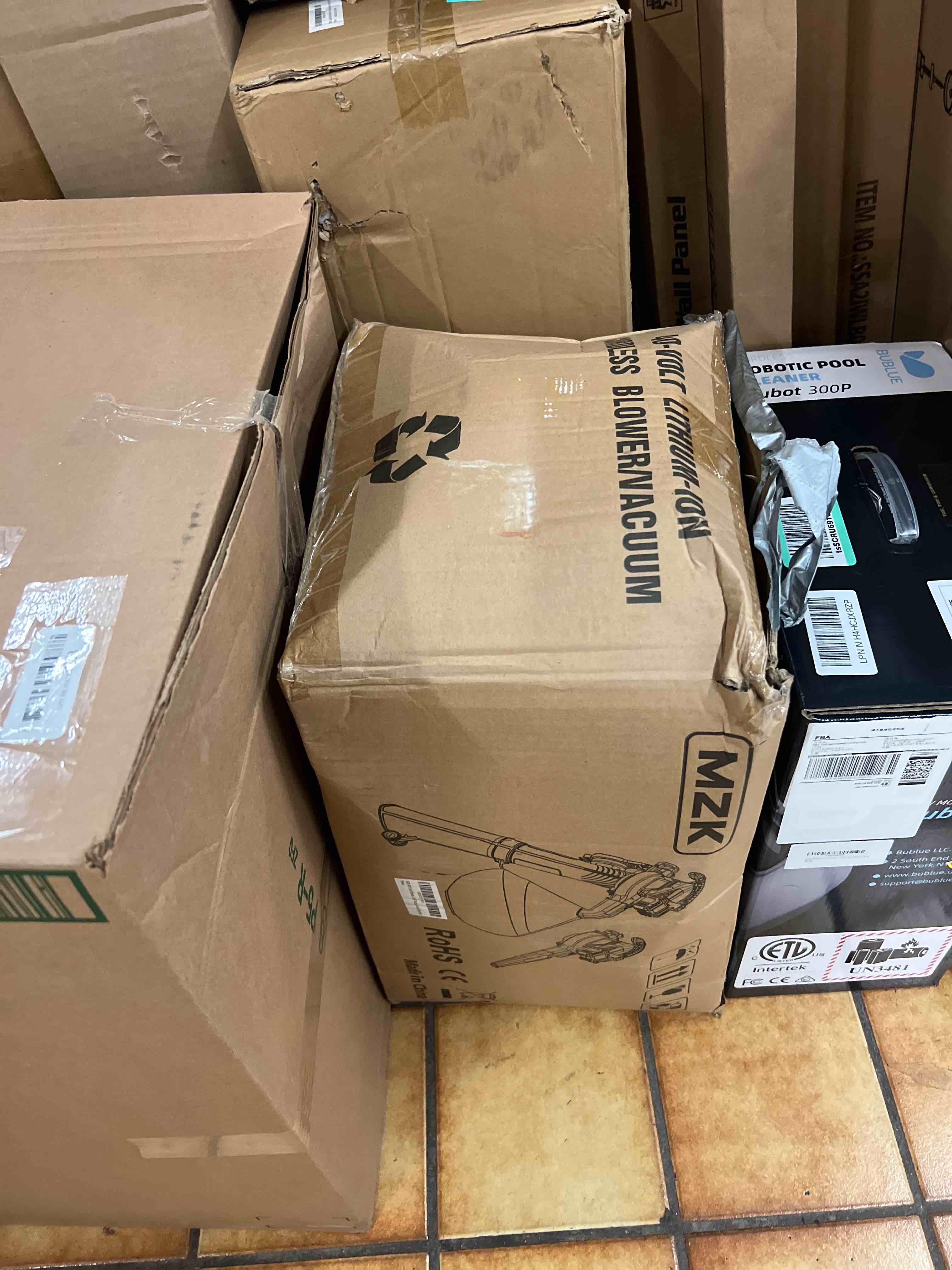 https://s3.amazonaws.com/lotting-images-prod/phillipi/TEA1801551_1756307415122.jpeg