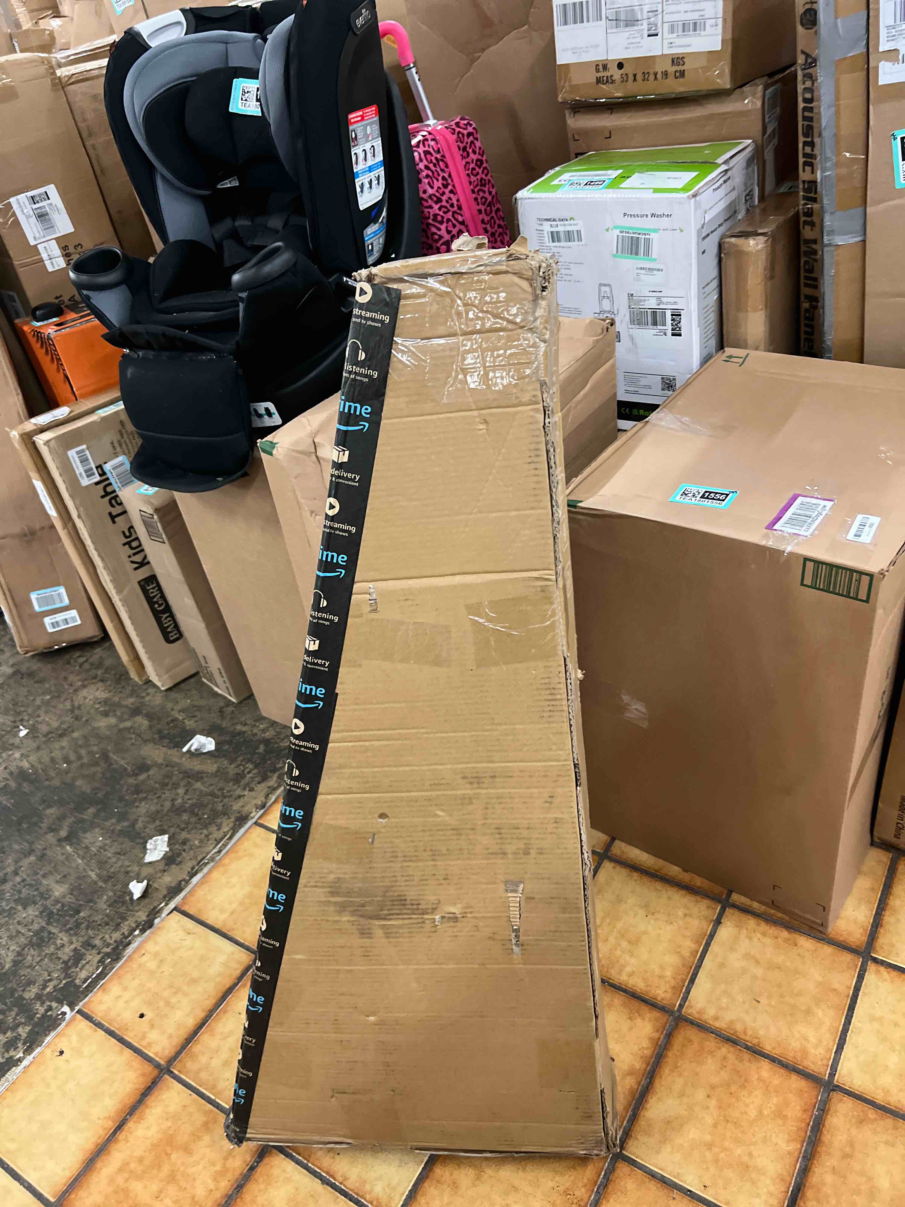 https://s3.amazonaws.com/lotting-images-prod/phillipi/TEA1801554_1756307301634.jpeg