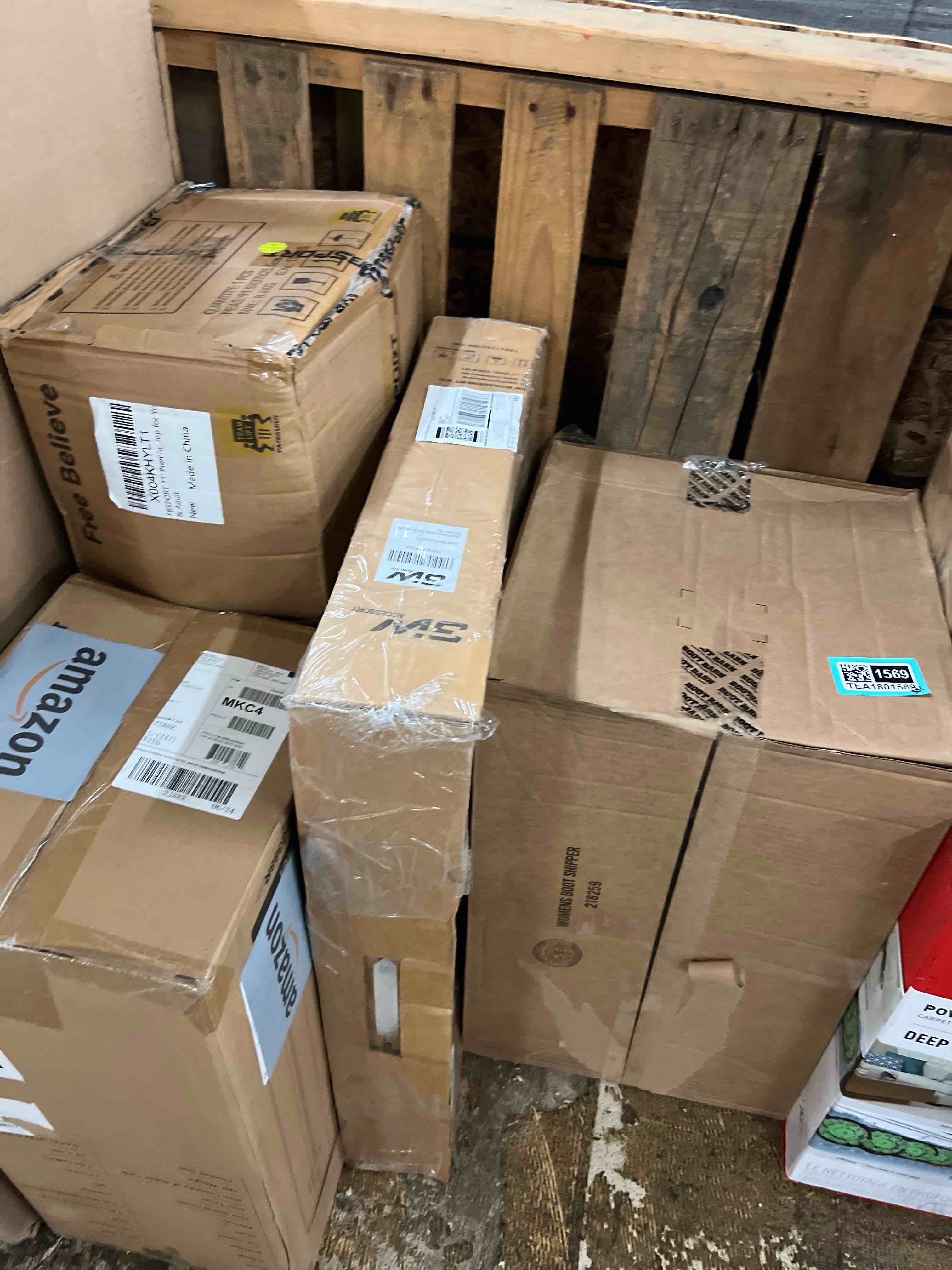 https://s3.amazonaws.com/lotting-images-prod/phillipi/TEA1801568_1756311410278.jpeg