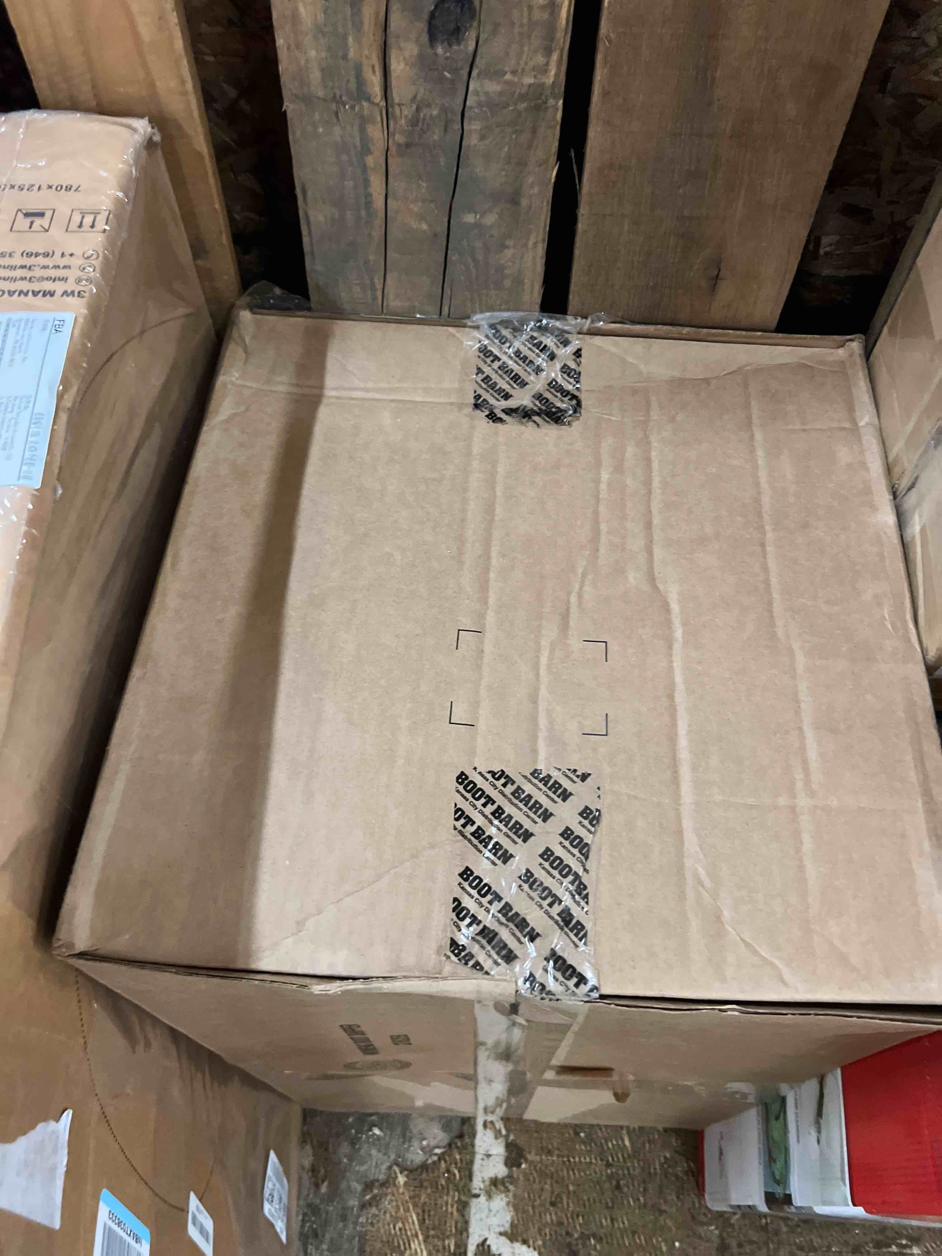 https://s3.amazonaws.com/lotting-images-prod/phillipi/TEA1801569_1756311381850.jpeg