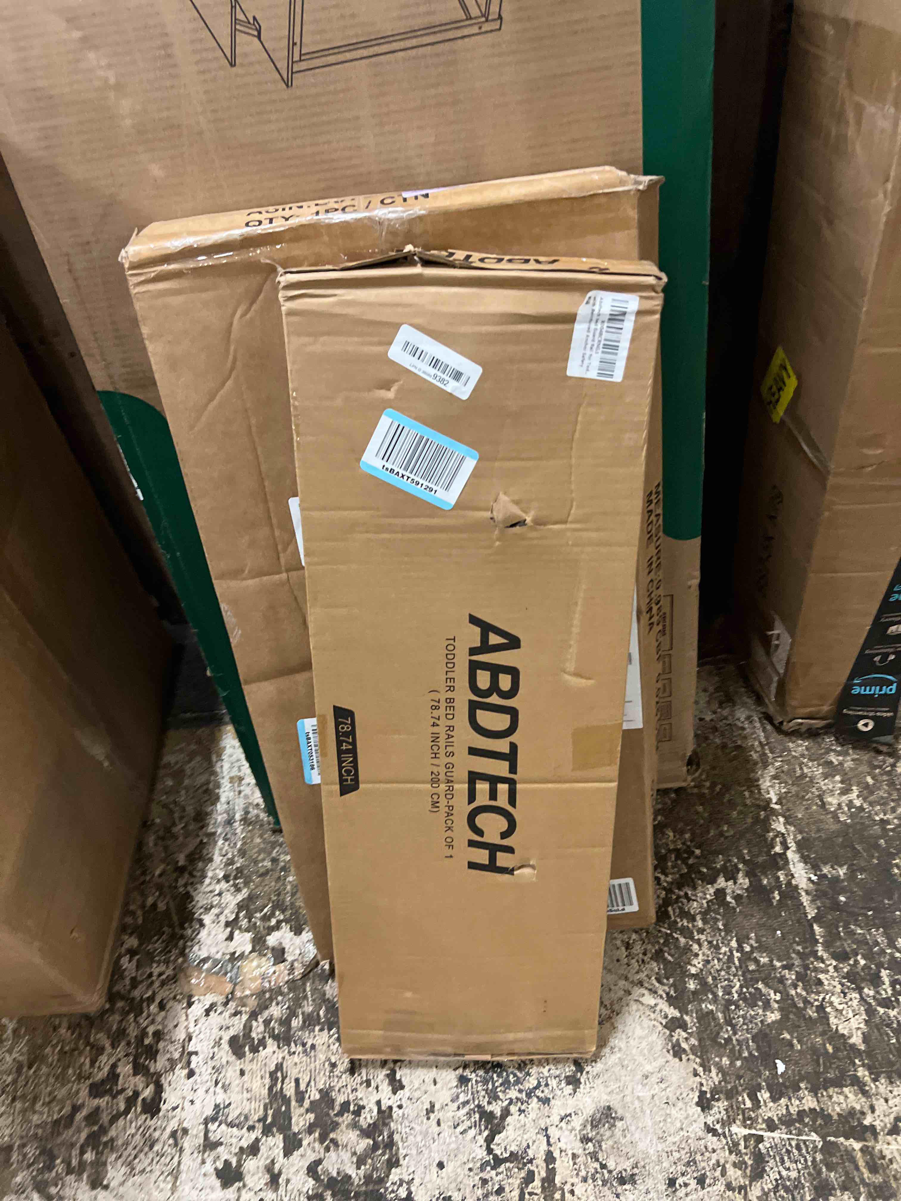 https://s3.amazonaws.com/lotting-images-prod/phillipi/TEA1801576_1756316430614.jpeg