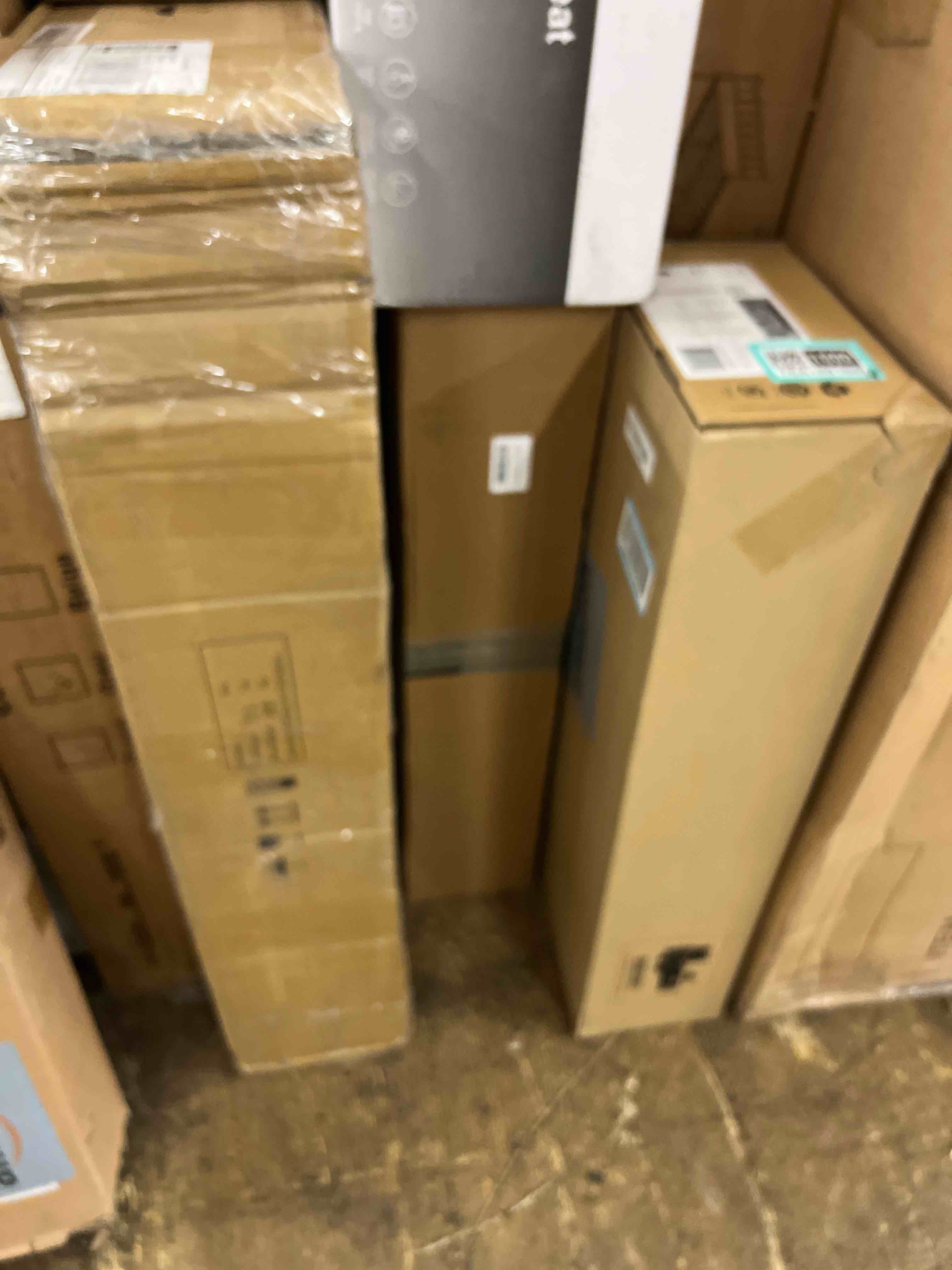 https://s3.amazonaws.com/lotting-images-prod/phillipi/TEA1801598_1756310992472.jpeg