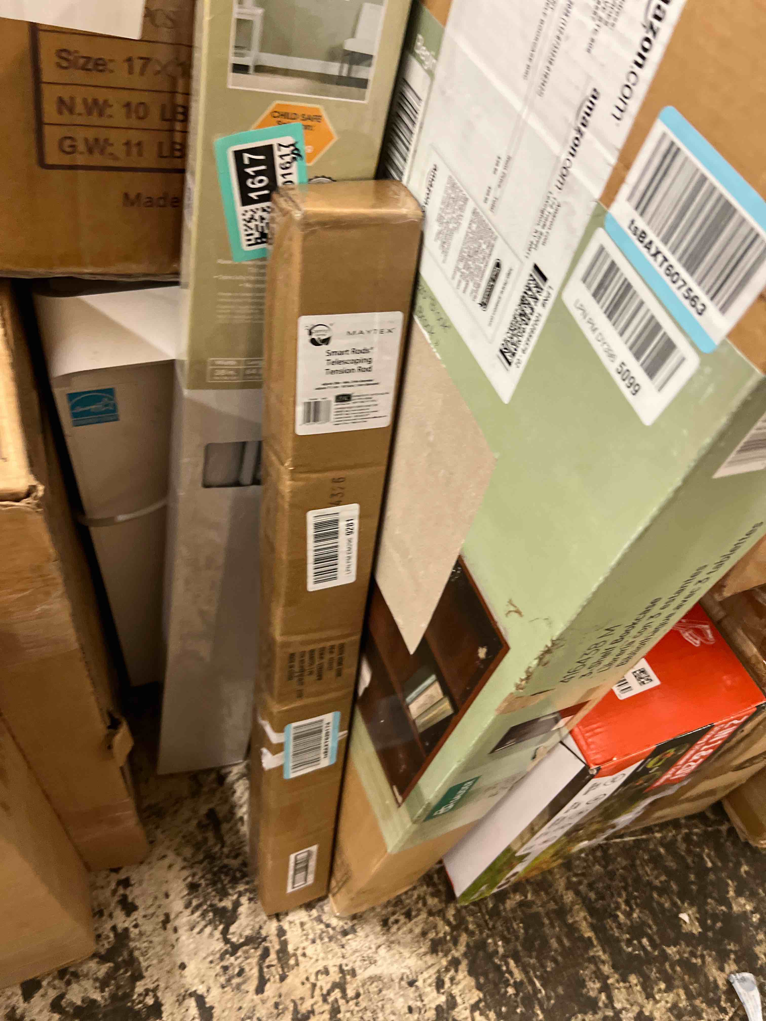 https://s3.amazonaws.com/lotting-images-prod/phillipi/TEA1801632_1756321882433.jpeg