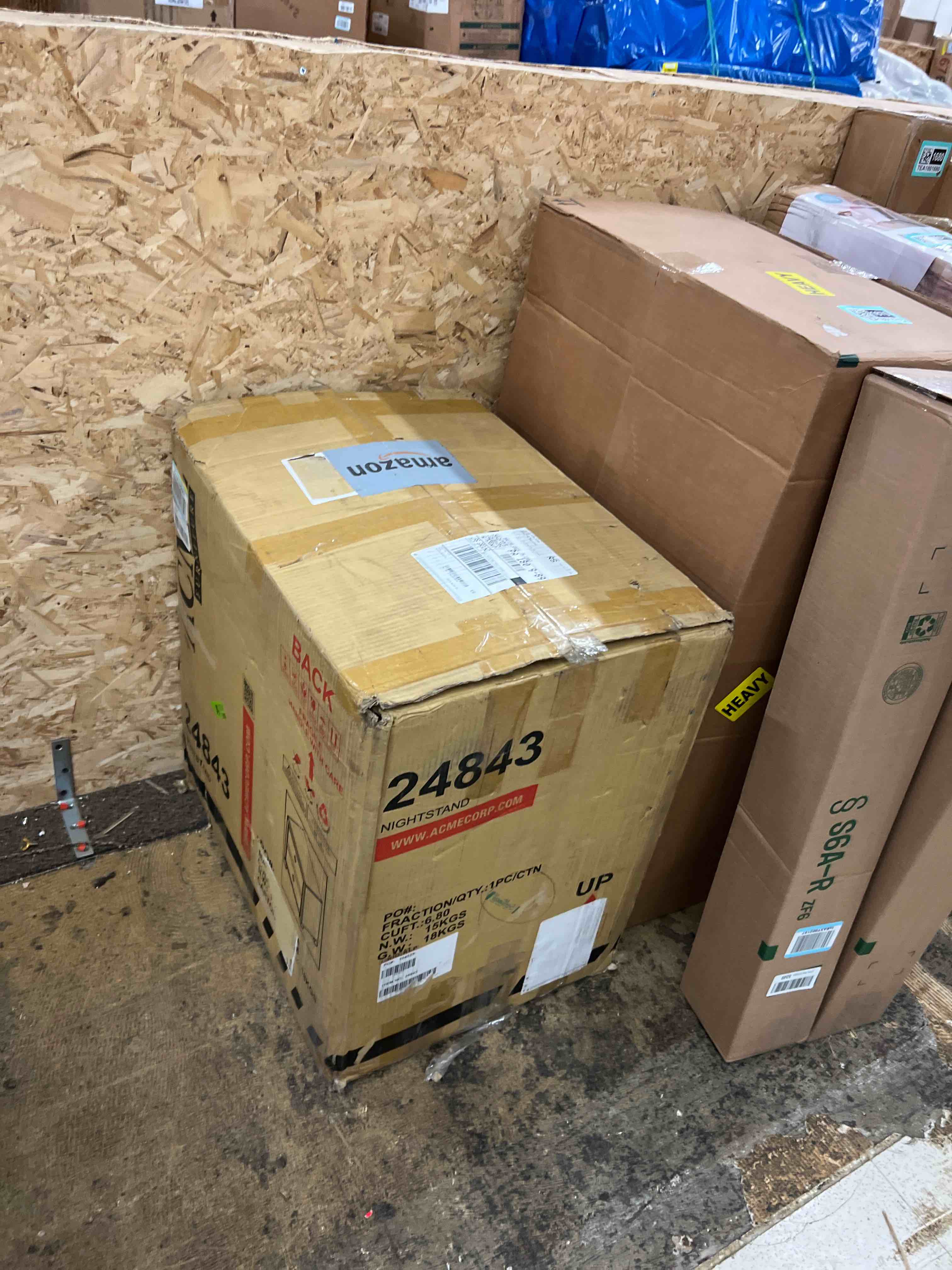 https://s3.amazonaws.com/lotting-images-prod/phillipi/TEA1801668_1756338465152.jpeg
