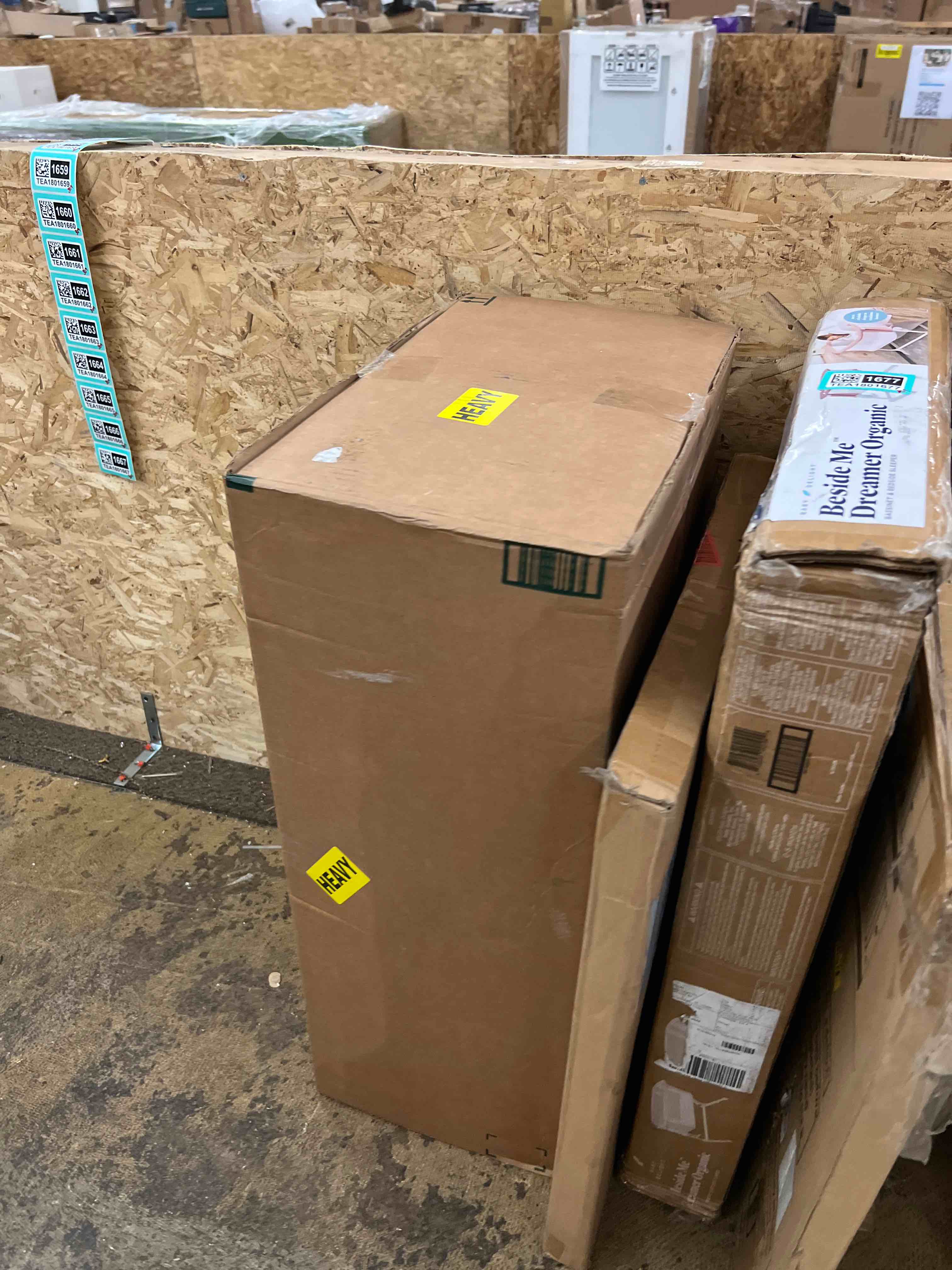 https://s3.amazonaws.com/lotting-images-prod/phillipi/TEA1801670_1756338300969.jpeg