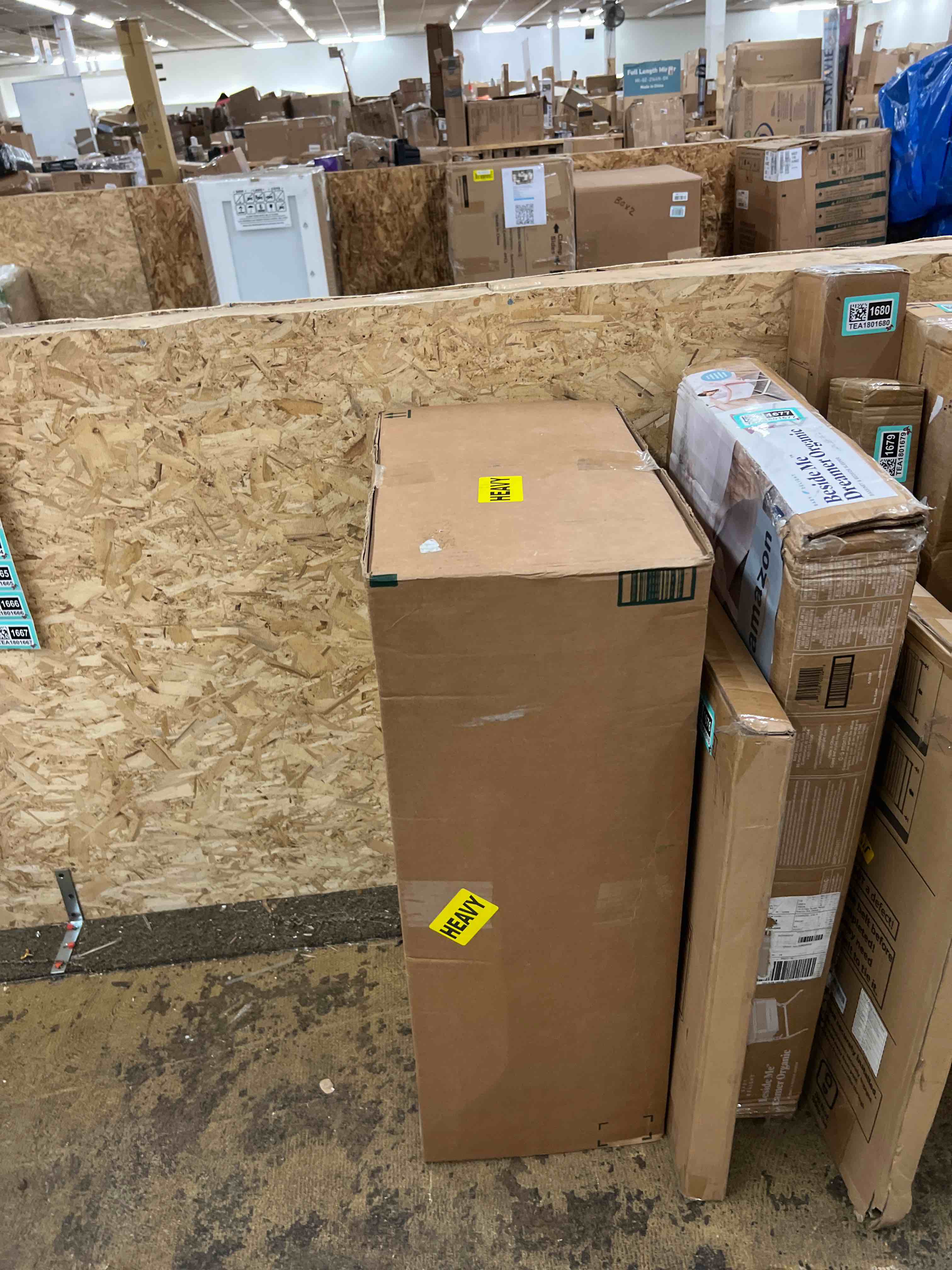 https://s3.amazonaws.com/lotting-images-prod/phillipi/TEA1801670_1756338302275.jpeg