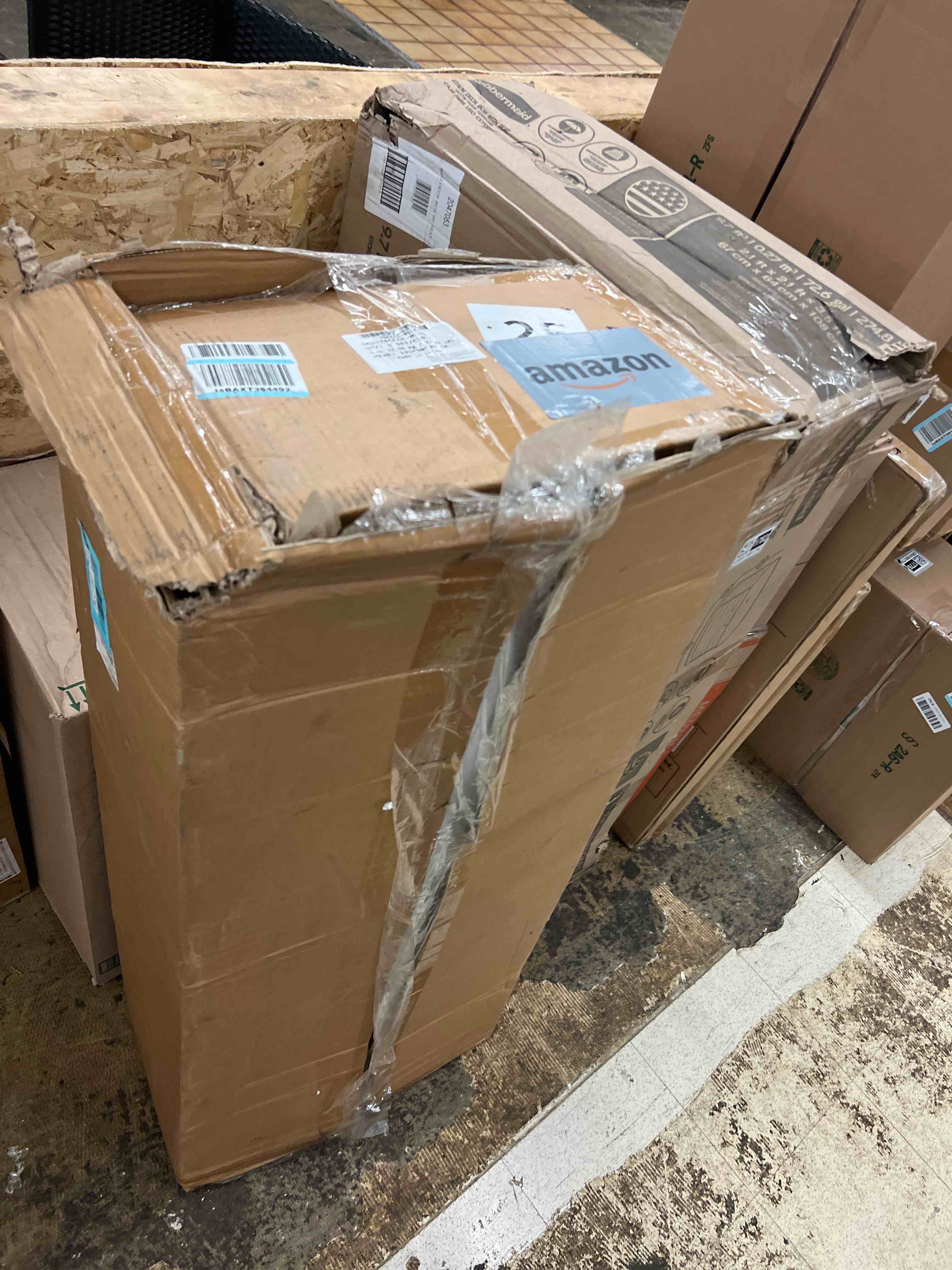 https://s3.amazonaws.com/lotting-images-prod/phillipi/TEA1801681_1756336867801.jpeg