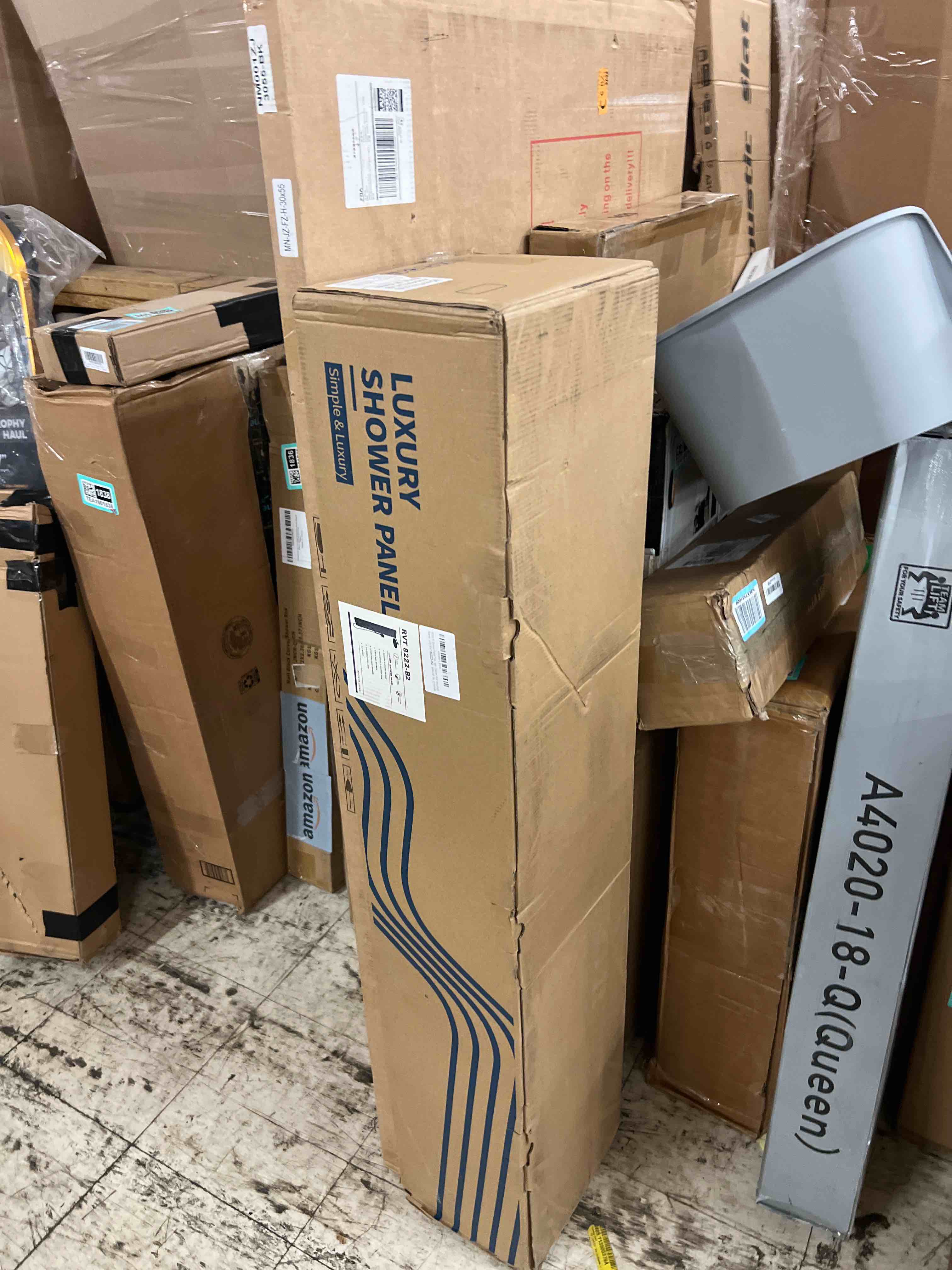 https://s3.amazonaws.com/lotting-images-prod/phillipi/TEA1801854_1756997705015.jpeg