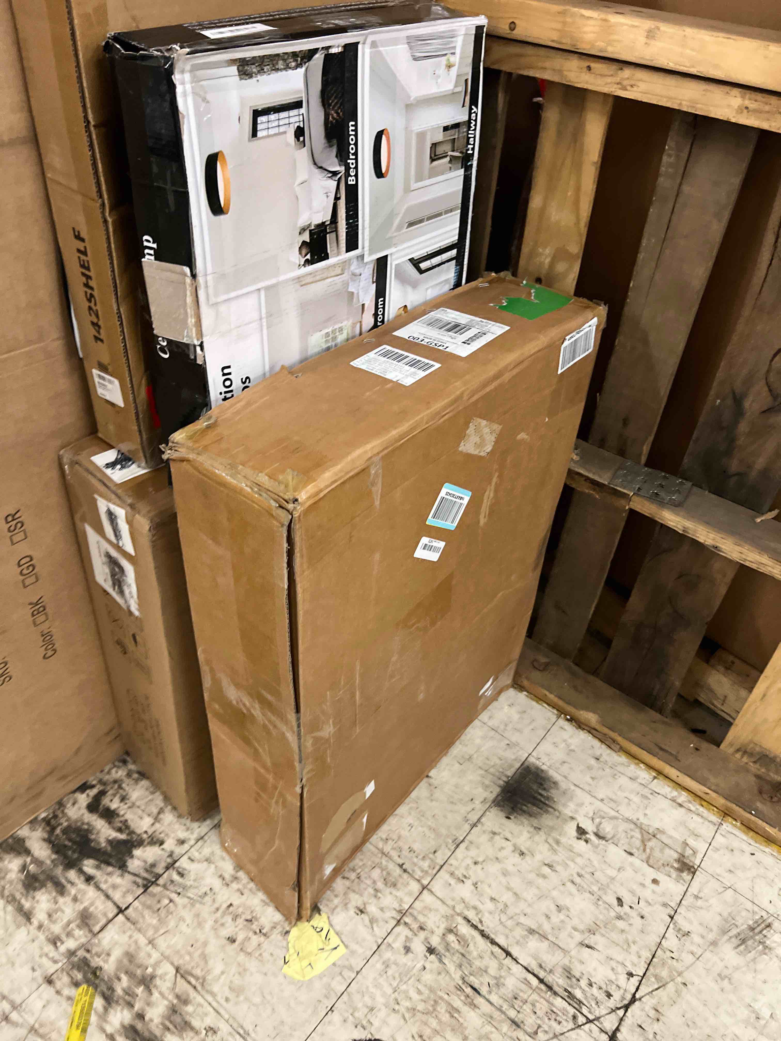 https://s3.amazonaws.com/lotting-images-prod/phillipi/TEA1801864_1756996444674.jpeg