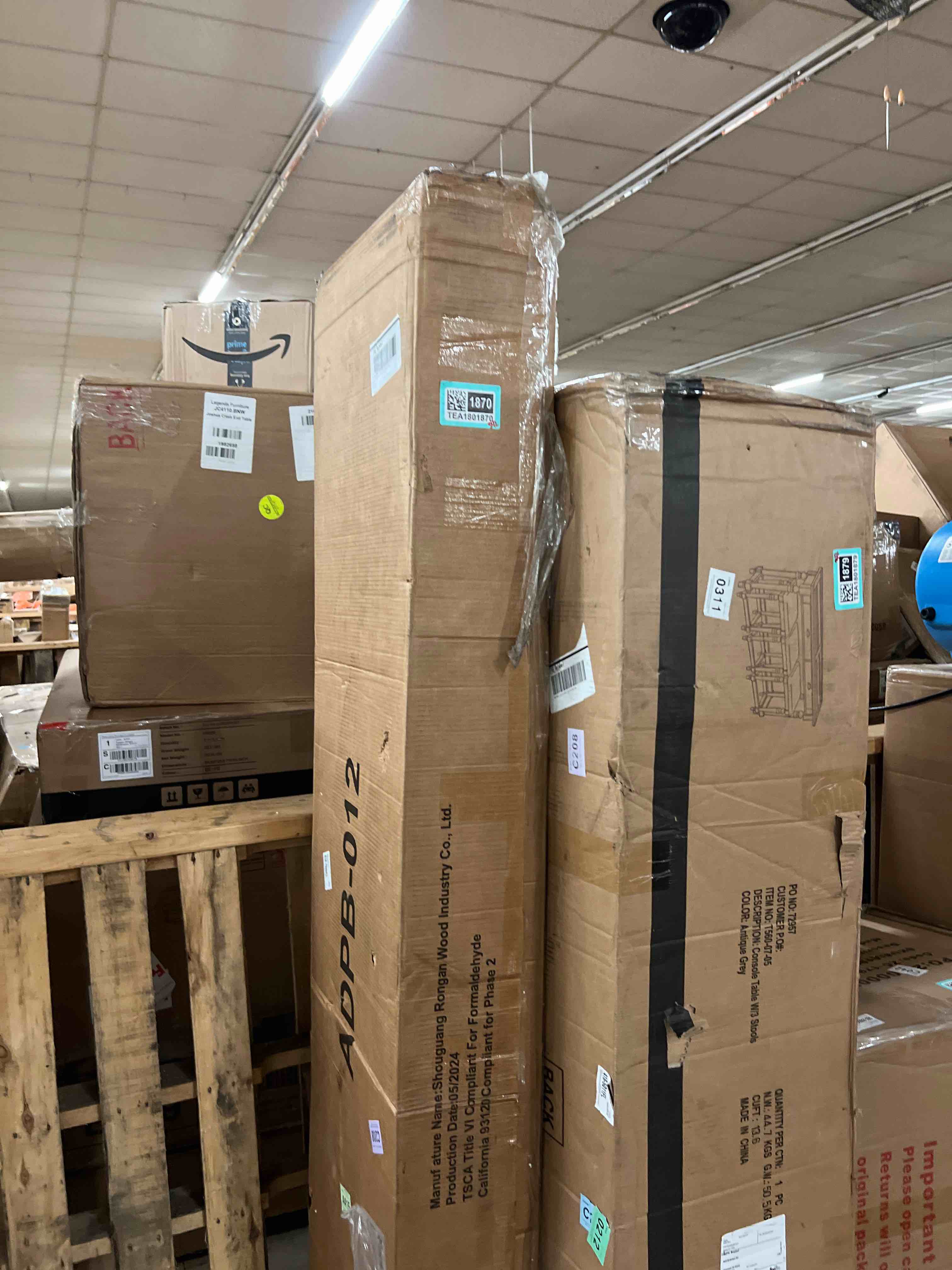 https://s3.amazonaws.com/lotting-images-prod/phillipi/TEA1801870_1756943390603.jpeg