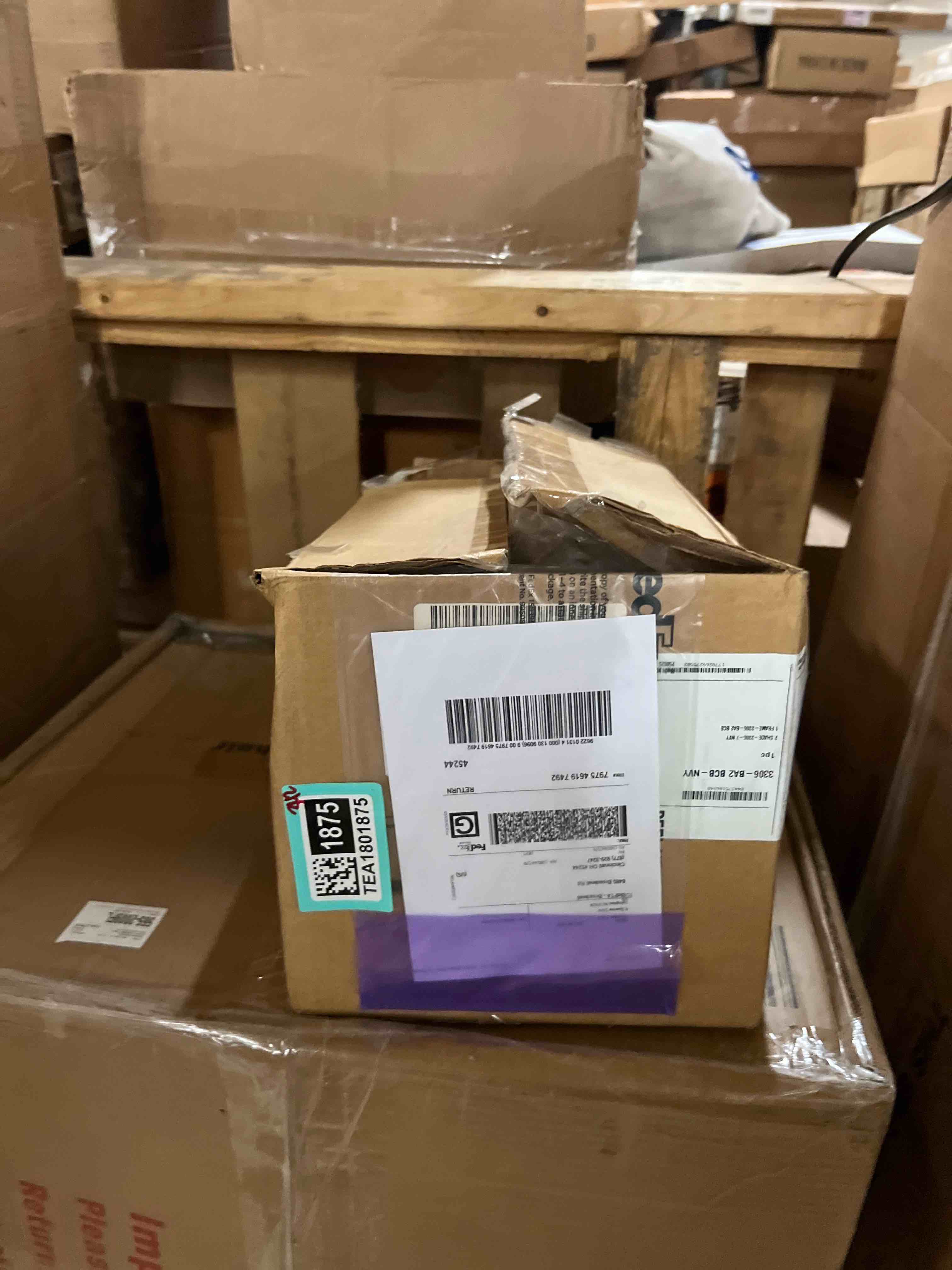 https://s3.amazonaws.com/lotting-images-prod/phillipi/TEA1801875_1756942148785.jpeg