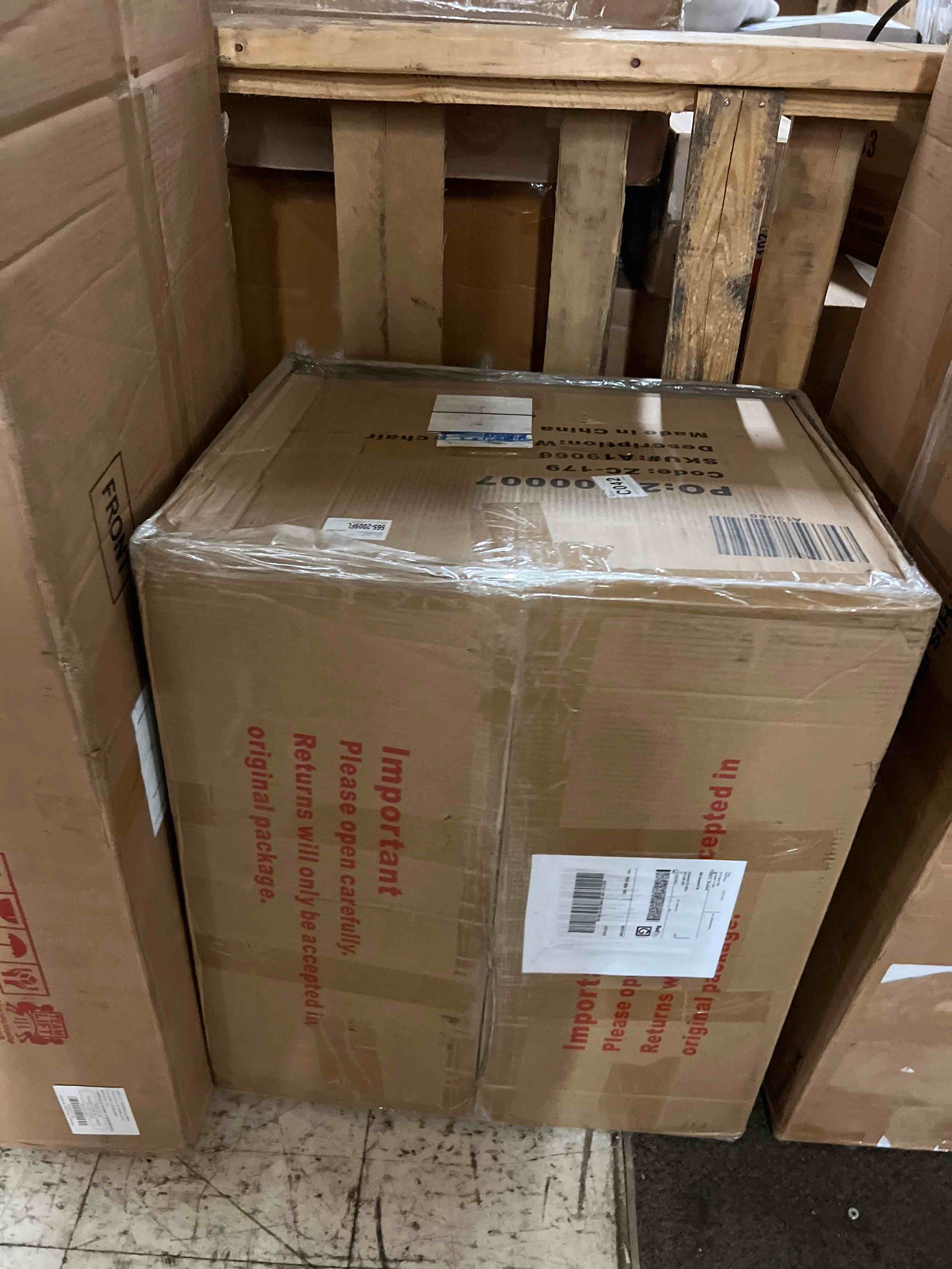 https://s3.amazonaws.com/lotting-images-prod/phillipi/TEA1801880_1756941218757.jpeg