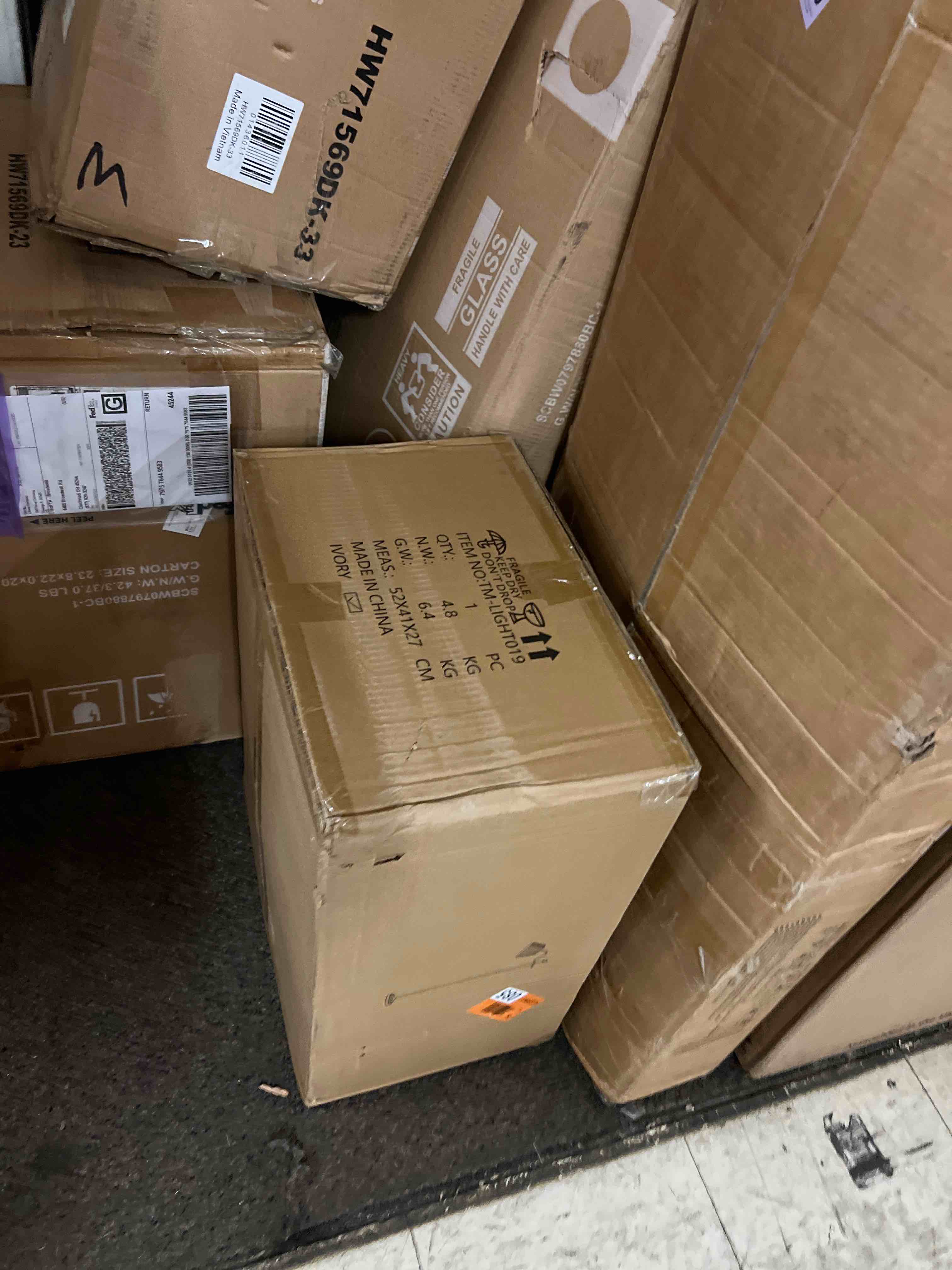 https://s3.amazonaws.com/lotting-images-prod/phillipi/TEA1801889_1756930784445.jpeg
