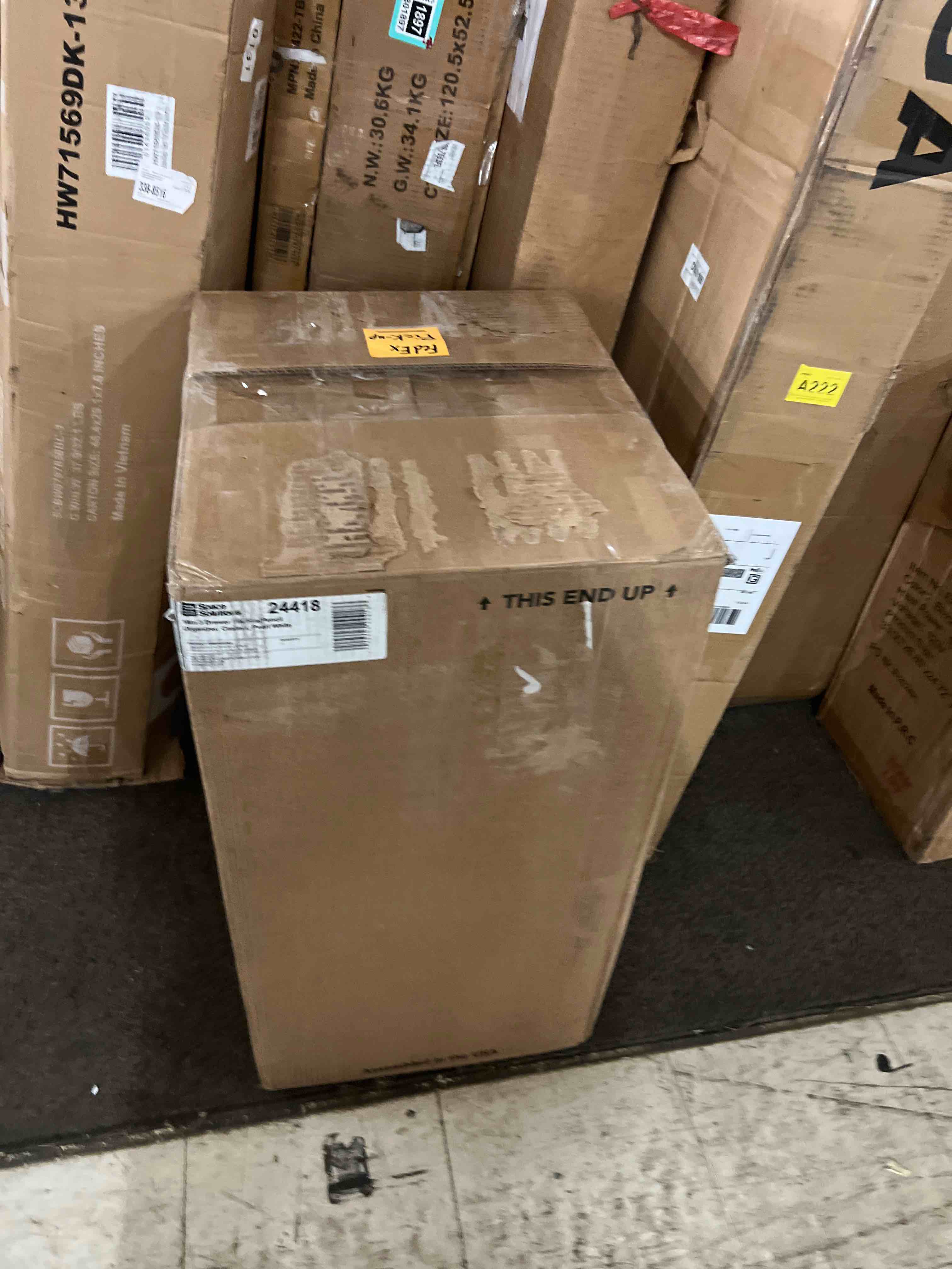 https://s3.amazonaws.com/lotting-images-prod/phillipi/TEA1801894_1756929976779.jpeg