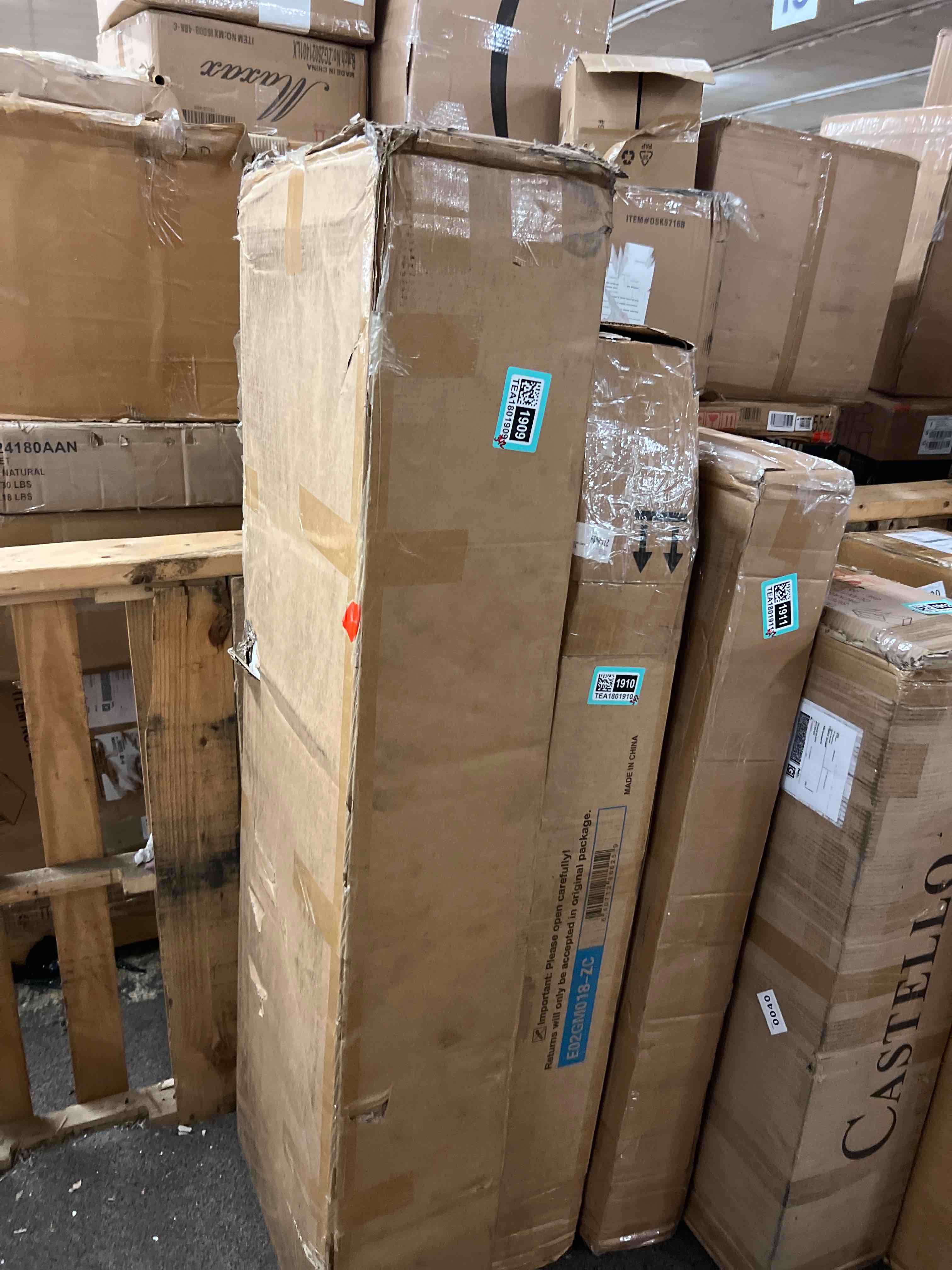 https://s3.amazonaws.com/lotting-images-prod/phillipi/TEA1801909_1756950632782.jpeg