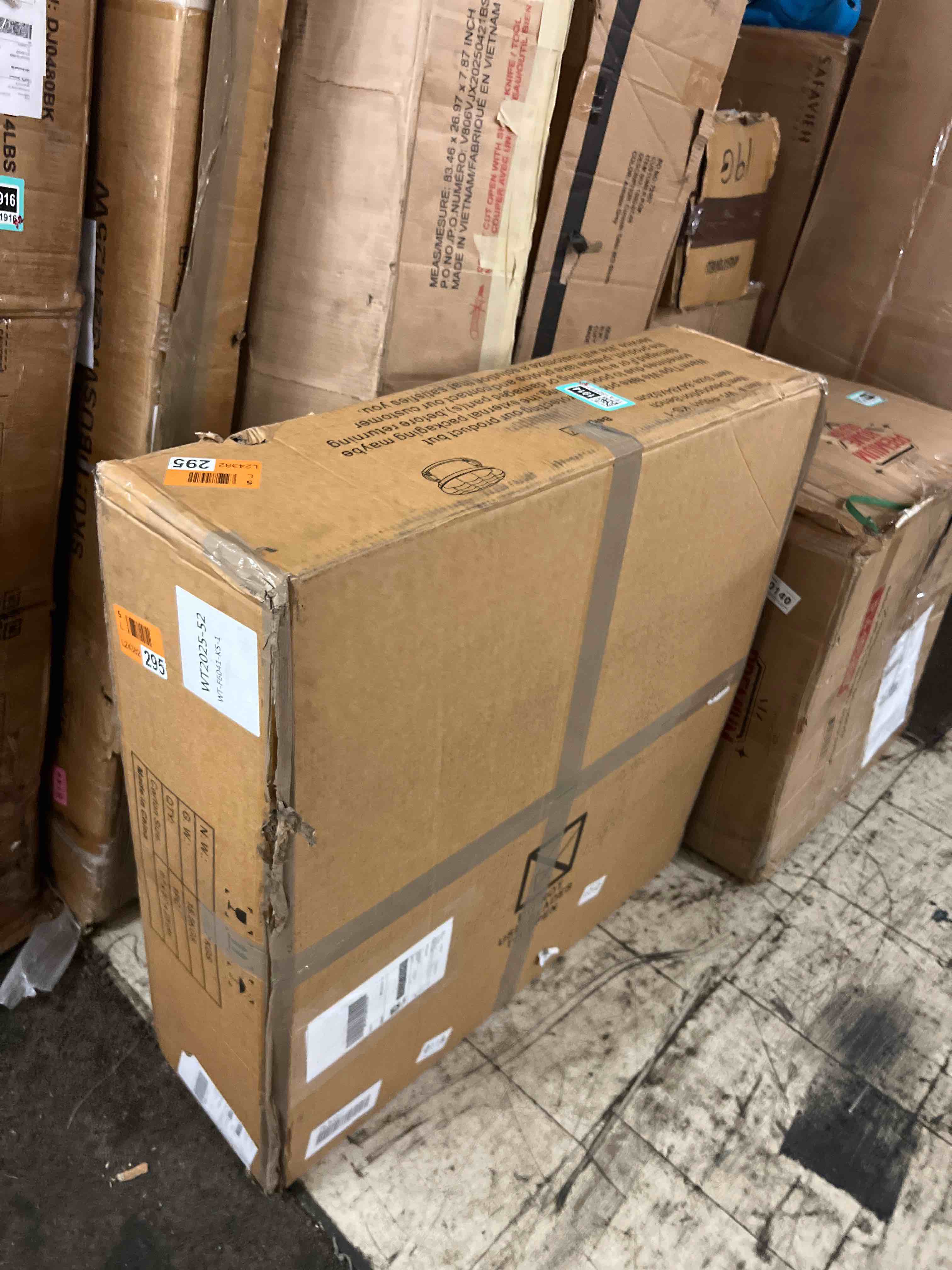 https://s3.amazonaws.com/lotting-images-prod/phillipi/TEA1801914_1756949540682.jpeg