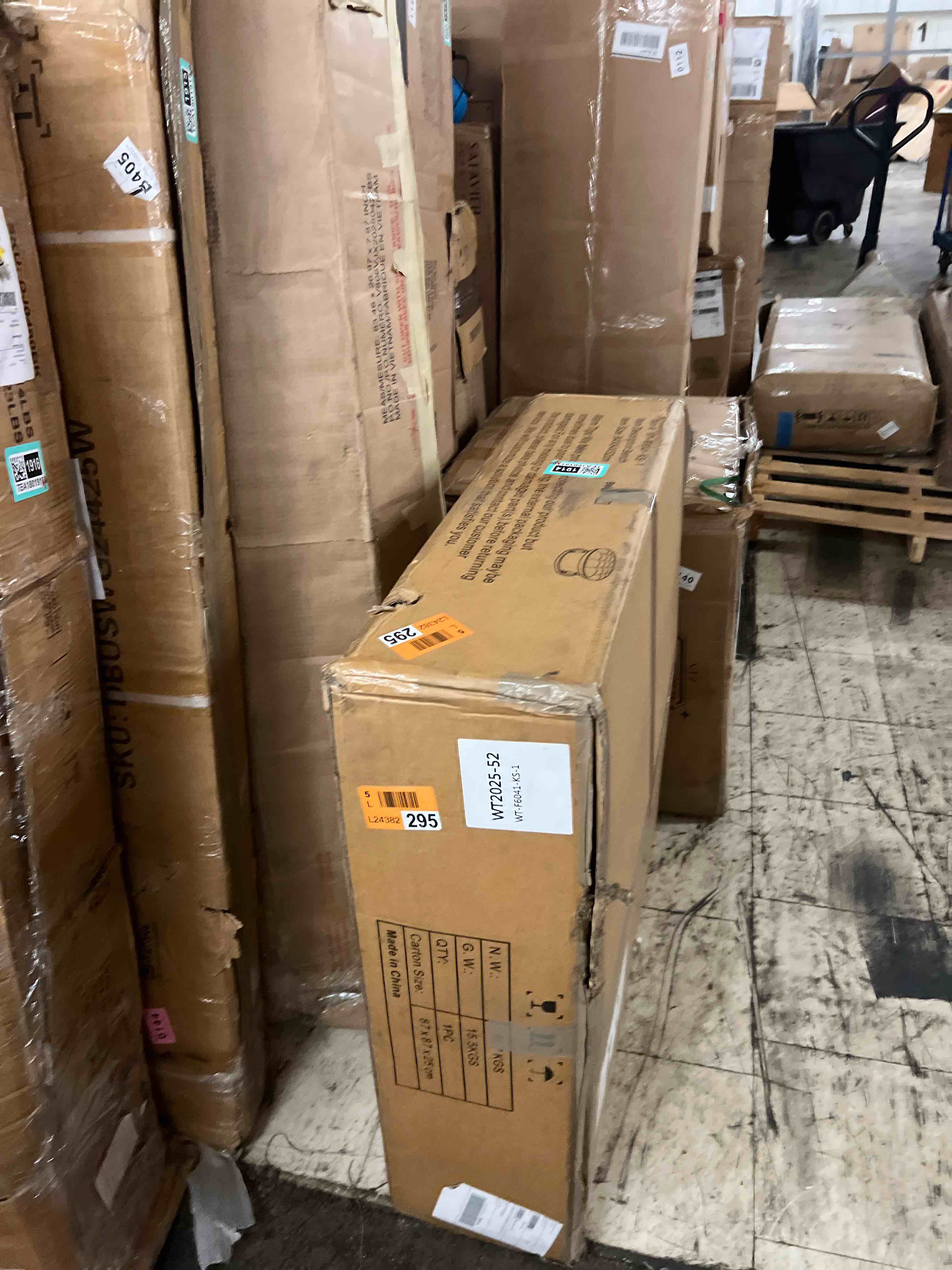 https://s3.amazonaws.com/lotting-images-prod/phillipi/TEA1801914_1756949542850.jpeg