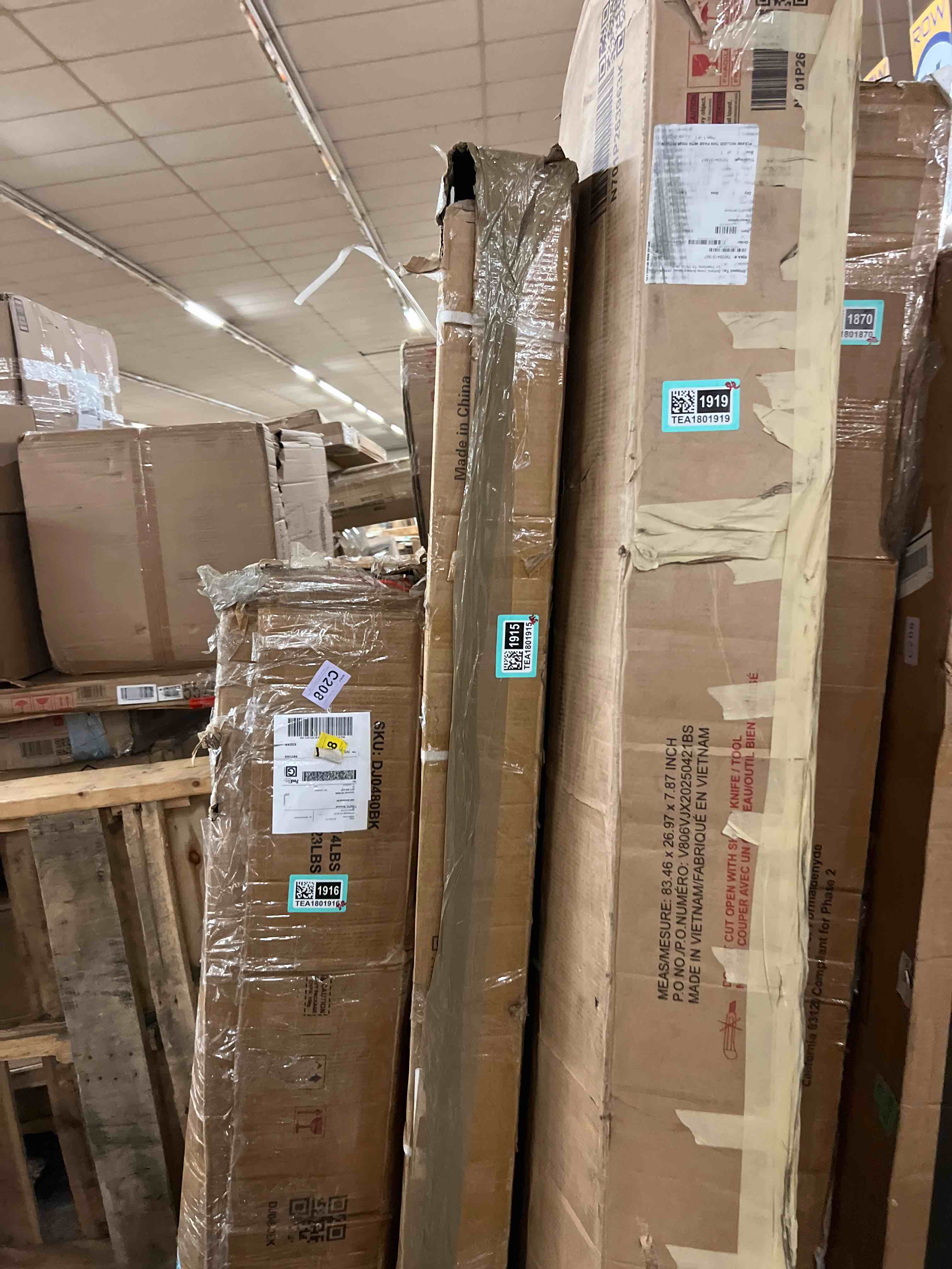 https://s3.amazonaws.com/lotting-images-prod/phillipi/TEA1801915_1756949392410.jpeg