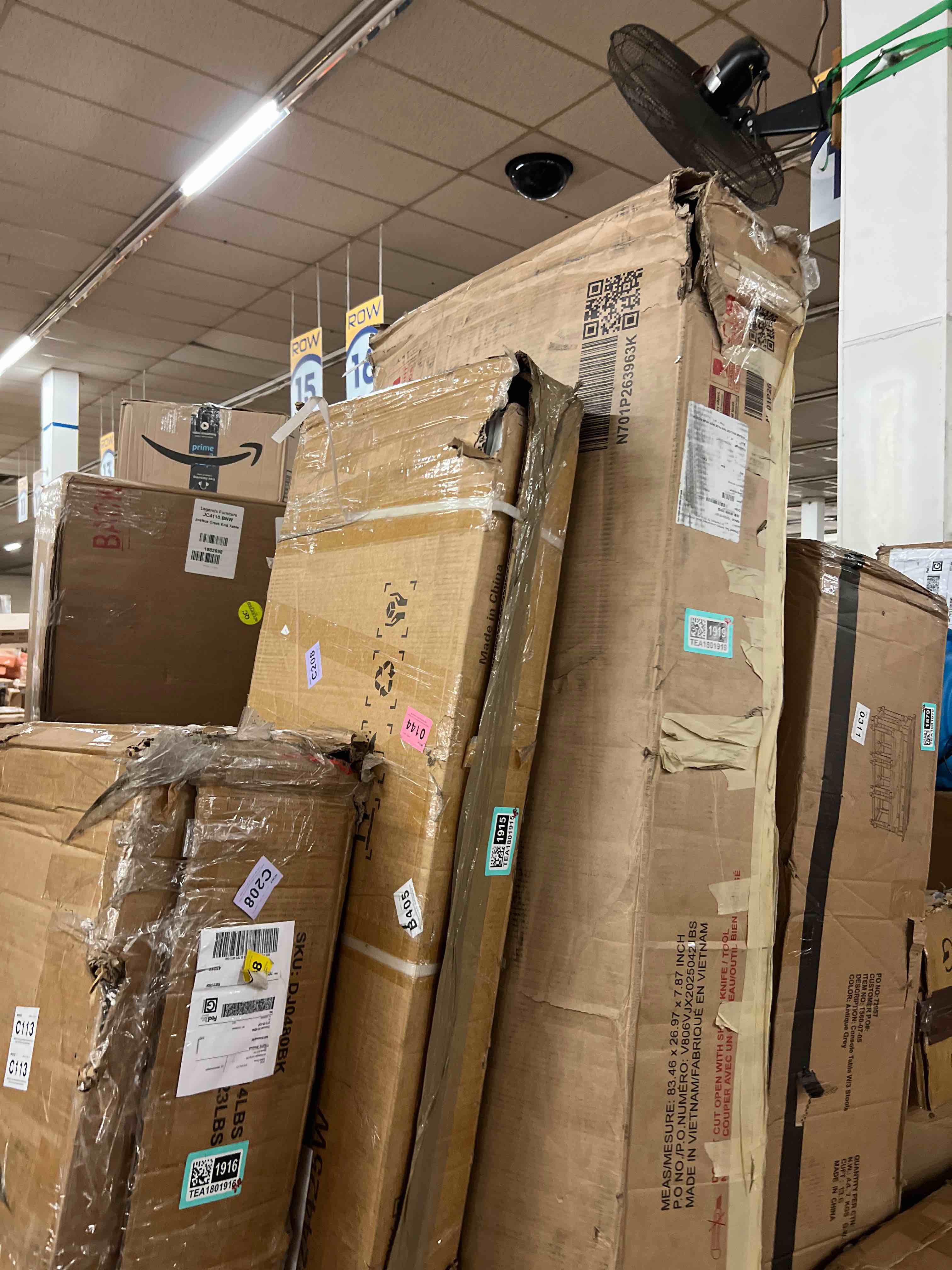 https://s3.amazonaws.com/lotting-images-prod/phillipi/TEA1801915_1756949395392.jpeg