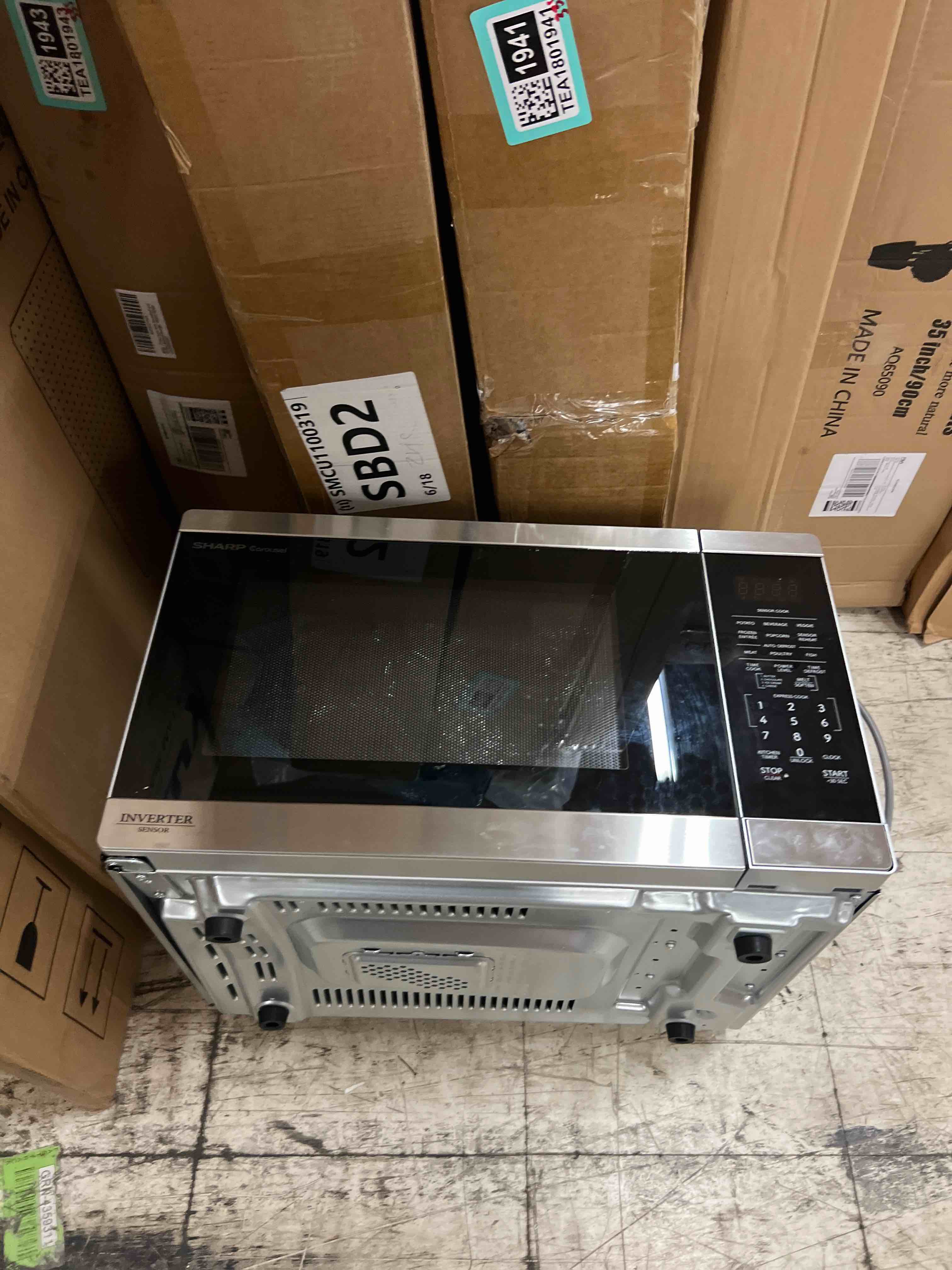 https://s3.amazonaws.com/lotting-images-prod/phillipi/TEA1801937_1757002895882.jpeg
