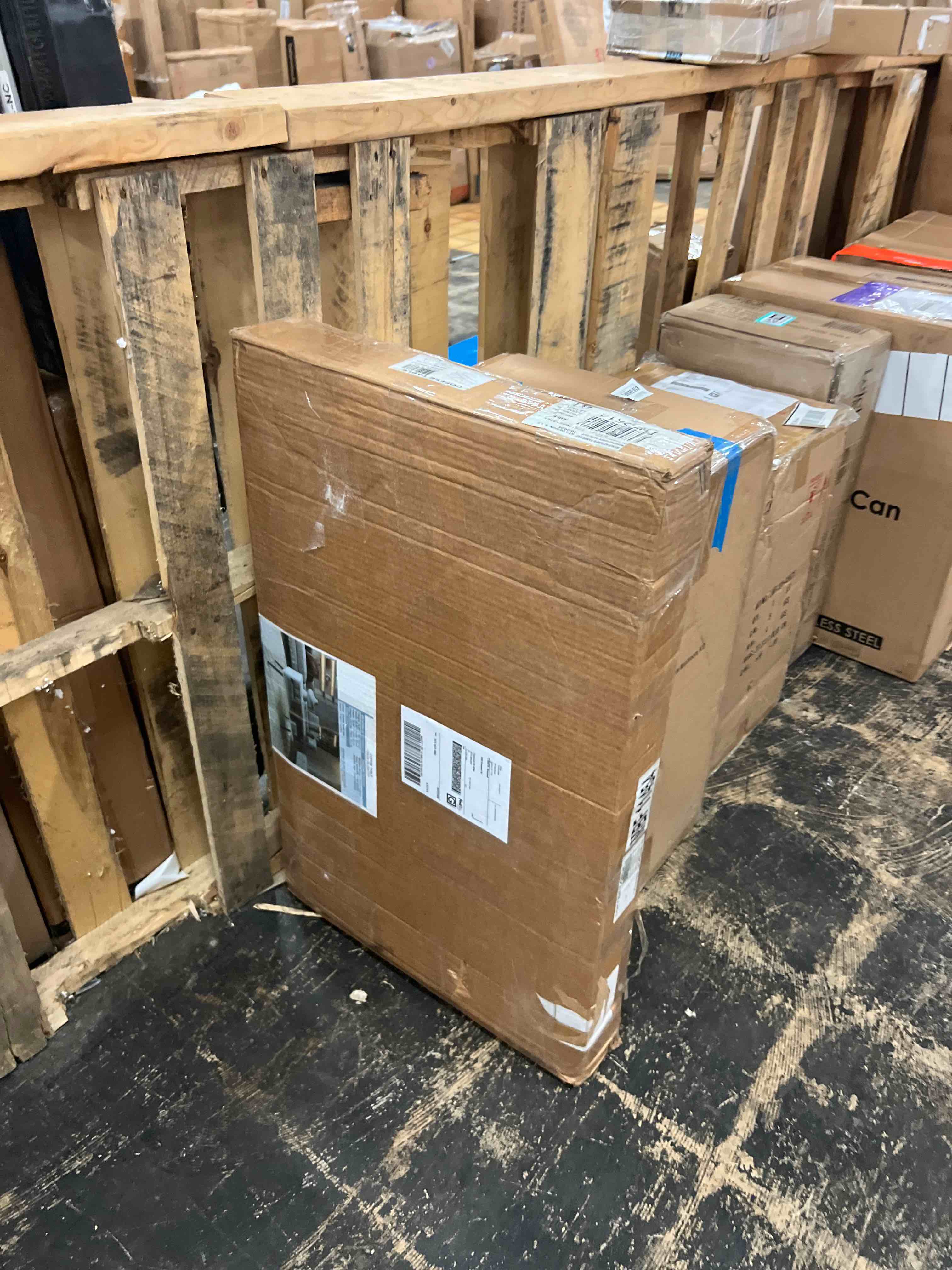 https://s3.amazonaws.com/lotting-images-prod/phillipi/TEA1801983_1757095792452.jpeg