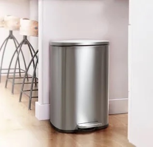 stainless steel step on trash can - 13.2 gallons