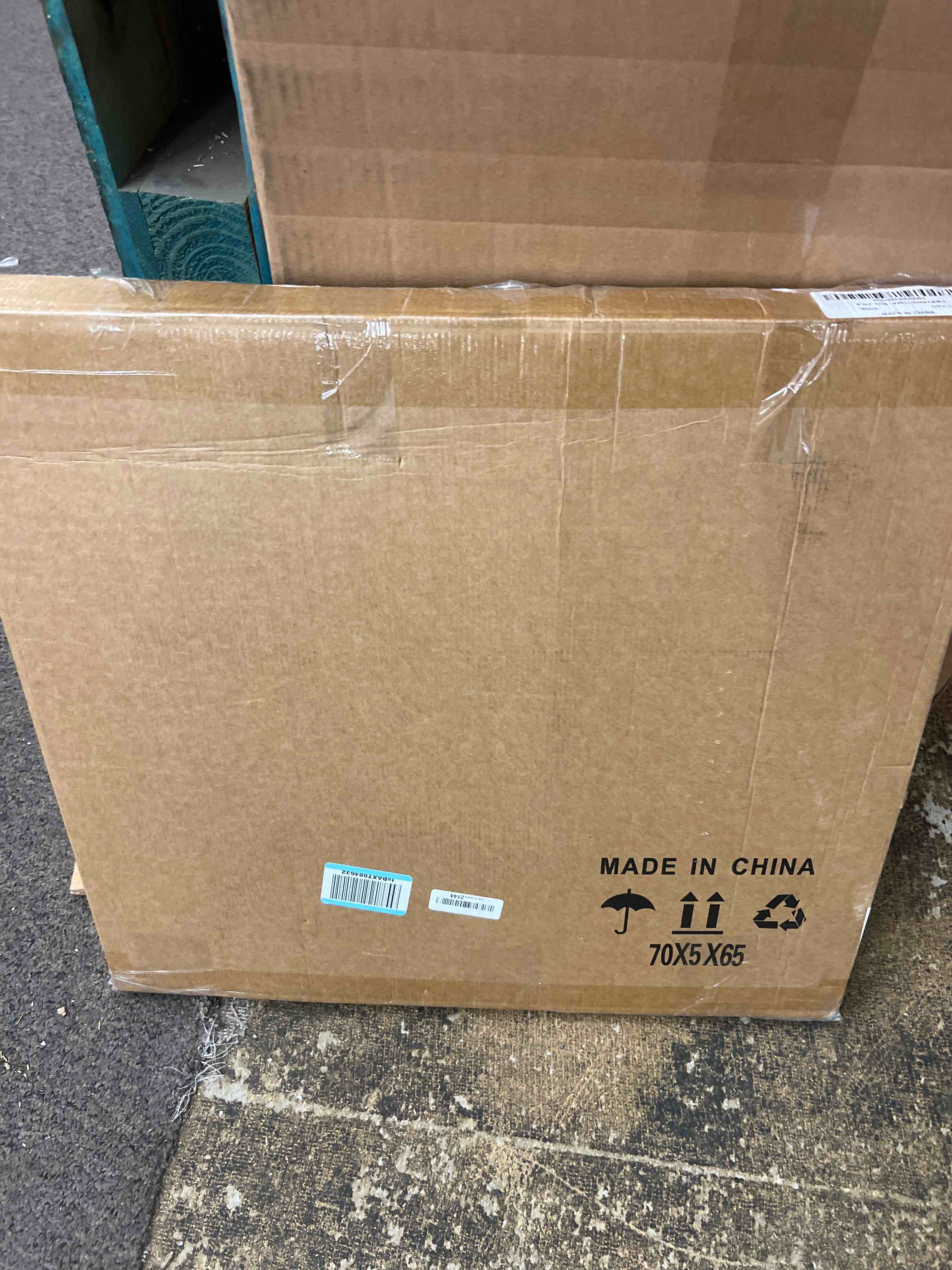 https://s3.amazonaws.com/lotting-images-prod/phillipi/TEA1802013_1757298249978.jpeg