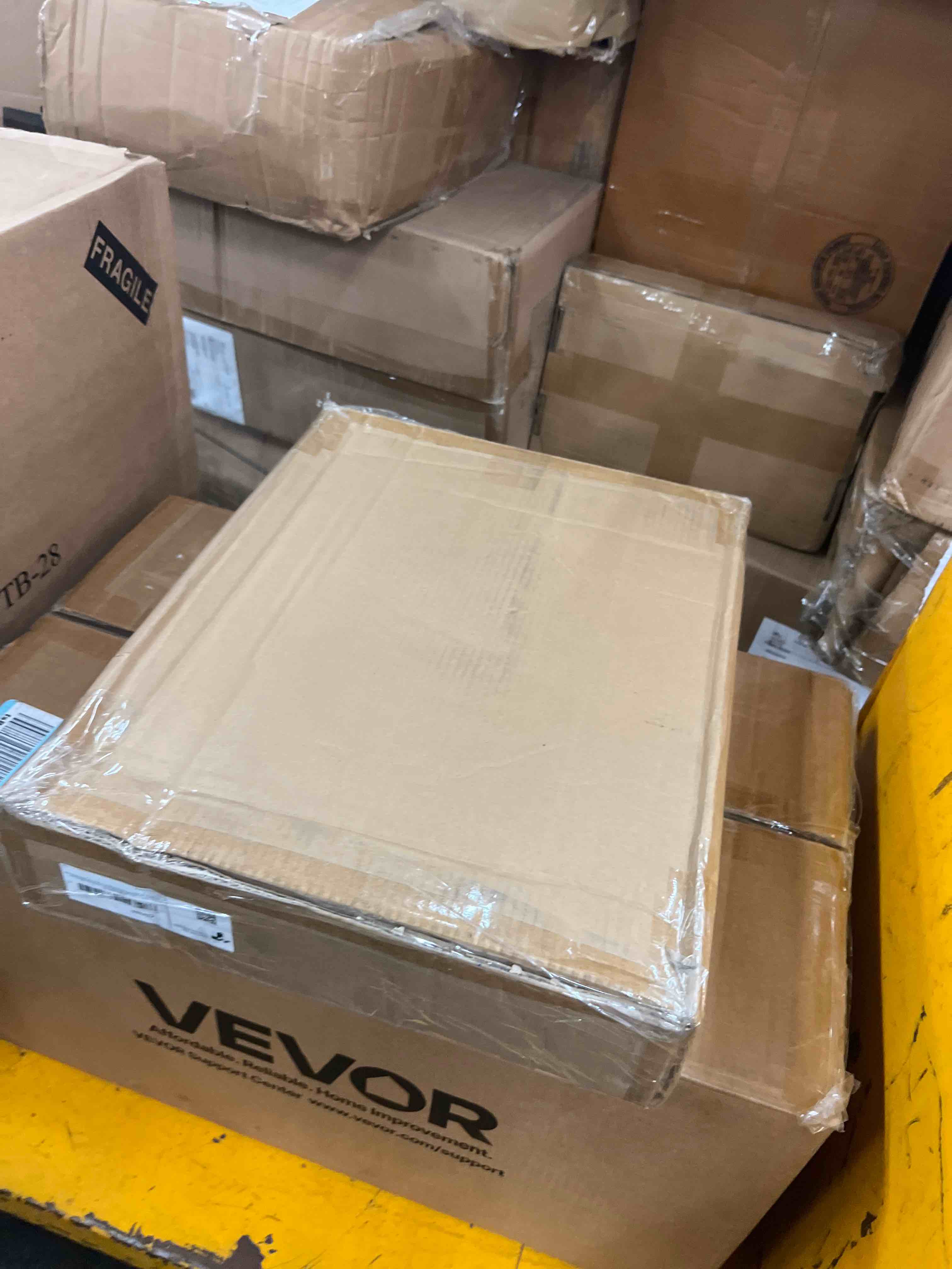 https://s3.amazonaws.com/lotting-images-prod/phillipi/TEA1802105_1757345426992.jpeg