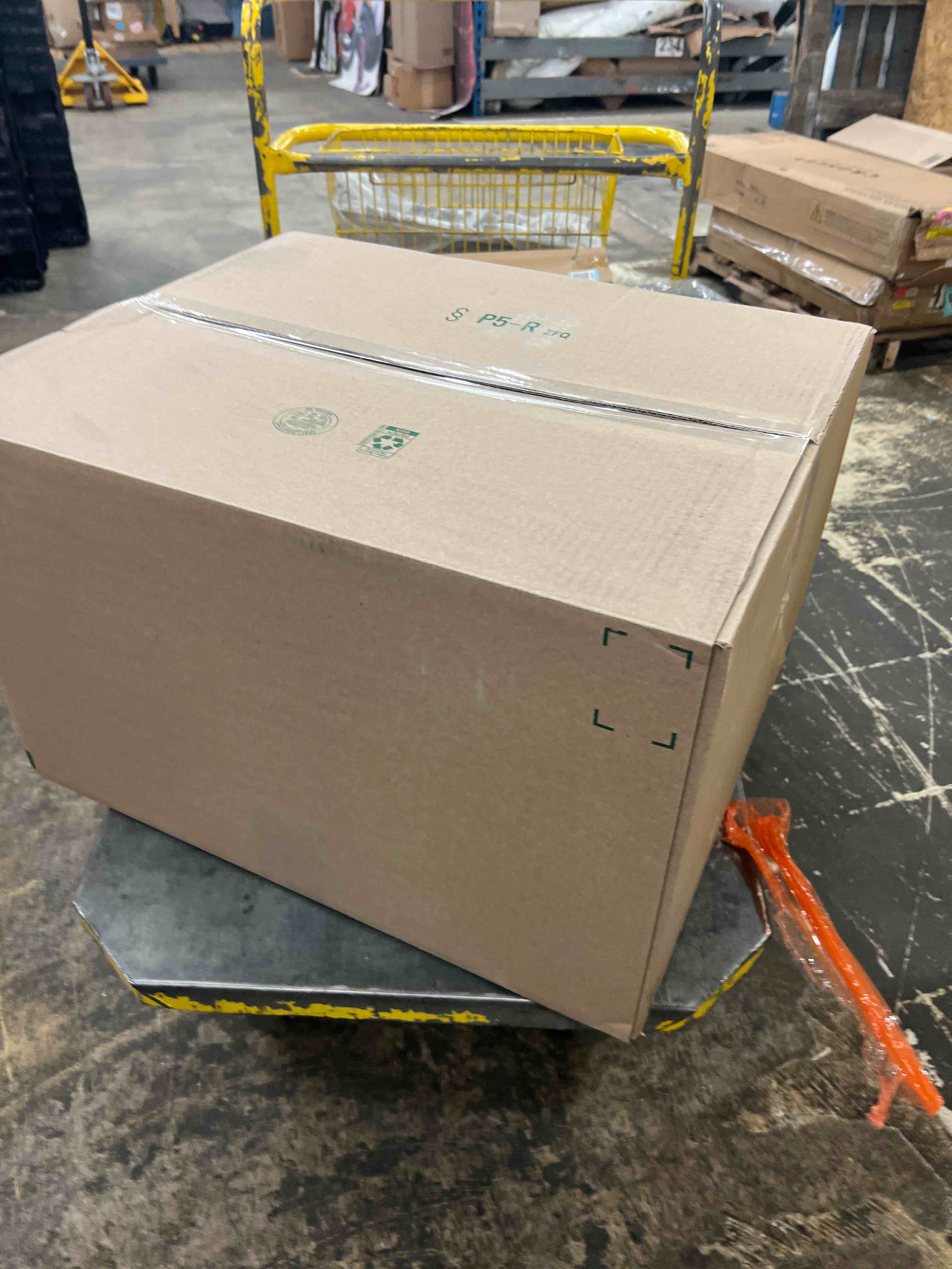 https://s3.amazonaws.com/lotting-images-prod/phillipi/TEA1802115_1757353992978.jpeg