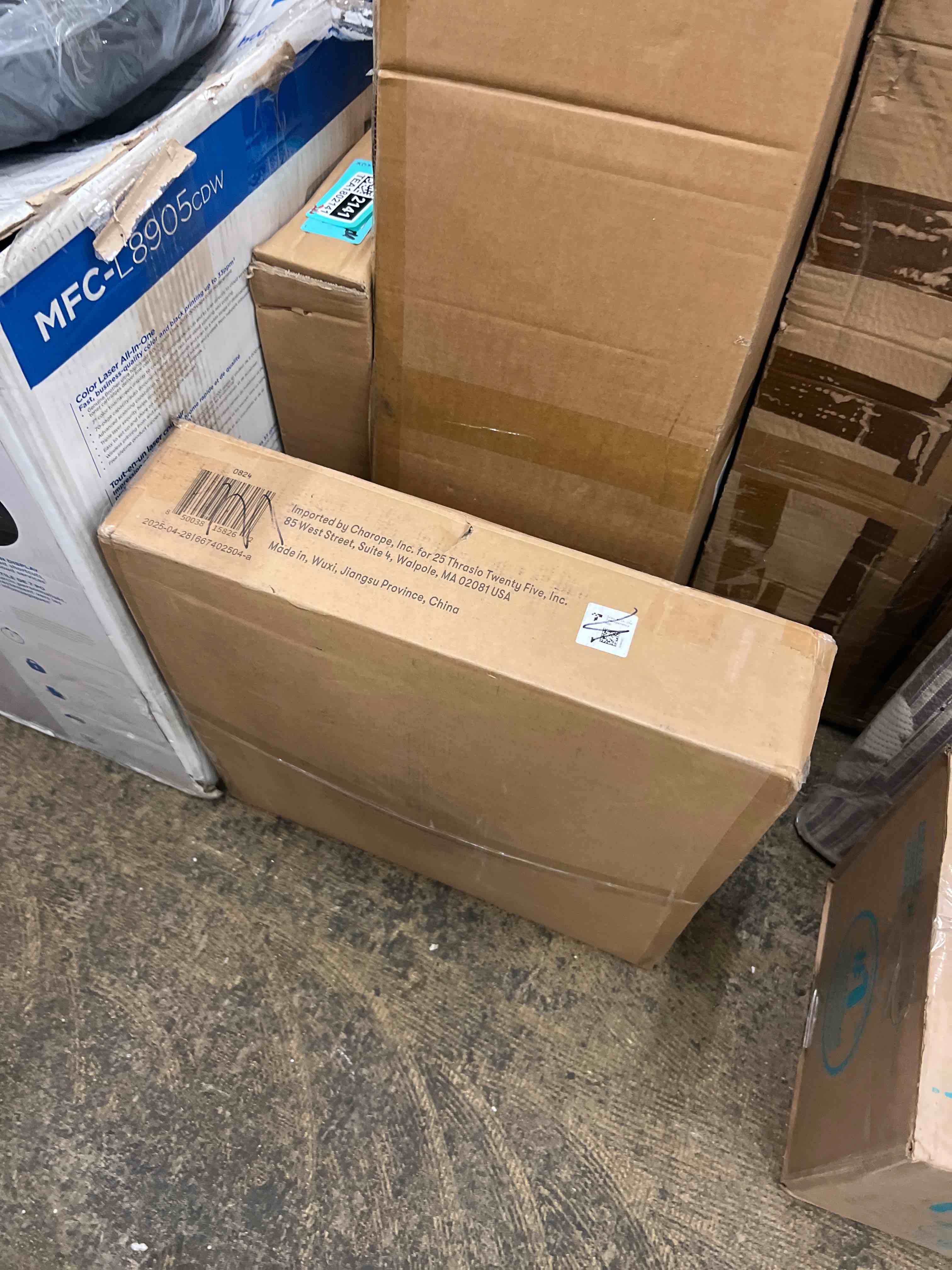 https://s3.amazonaws.com/lotting-images-prod/phillipi/TEA1802120_1757353169194.jpeg