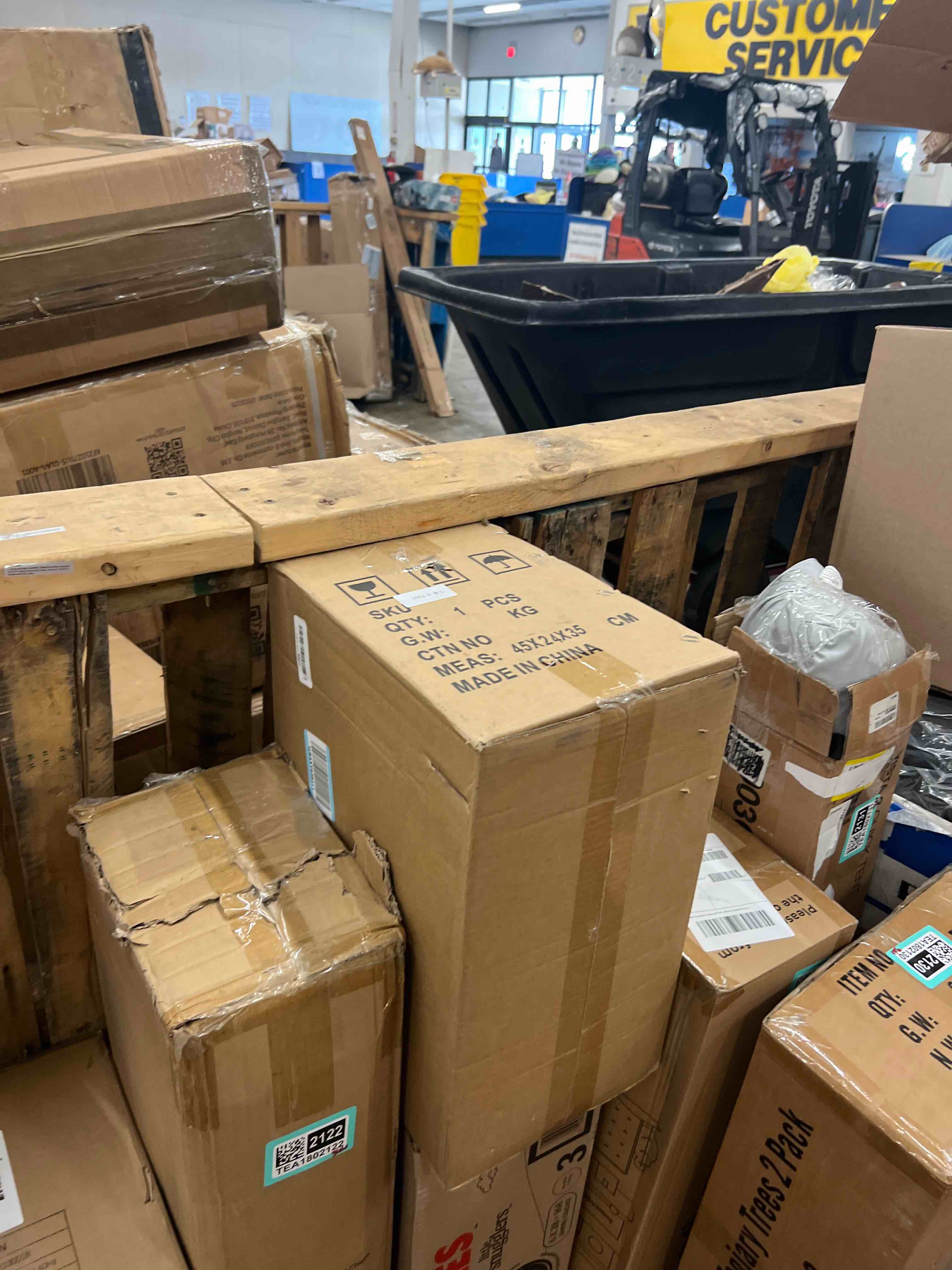 https://s3.amazonaws.com/lotting-images-prod/phillipi/TEA1802126_1757356648545.jpeg