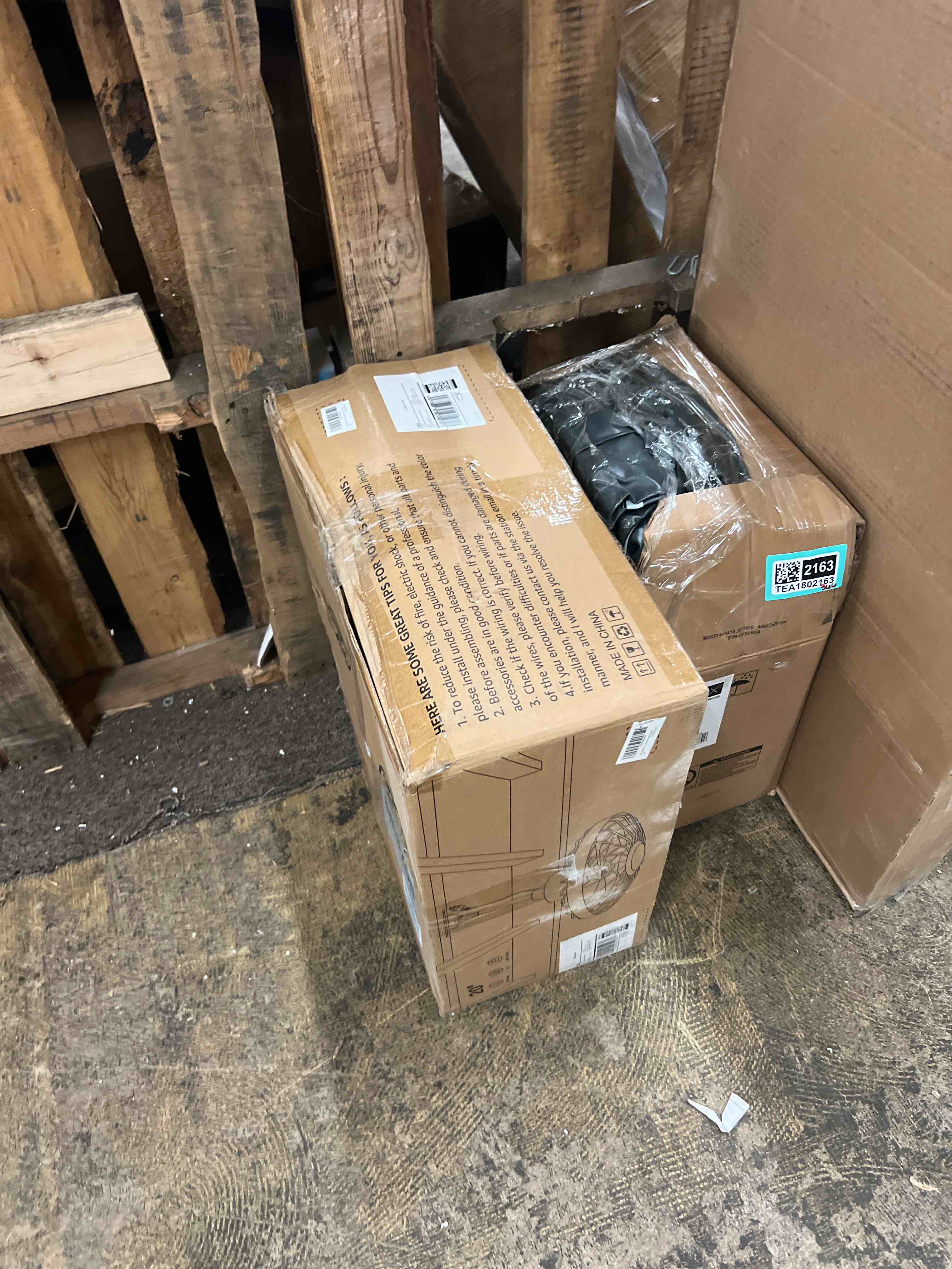 https://s3.amazonaws.com/lotting-images-prod/phillipi/TEA1802162_1757359092869.jpeg