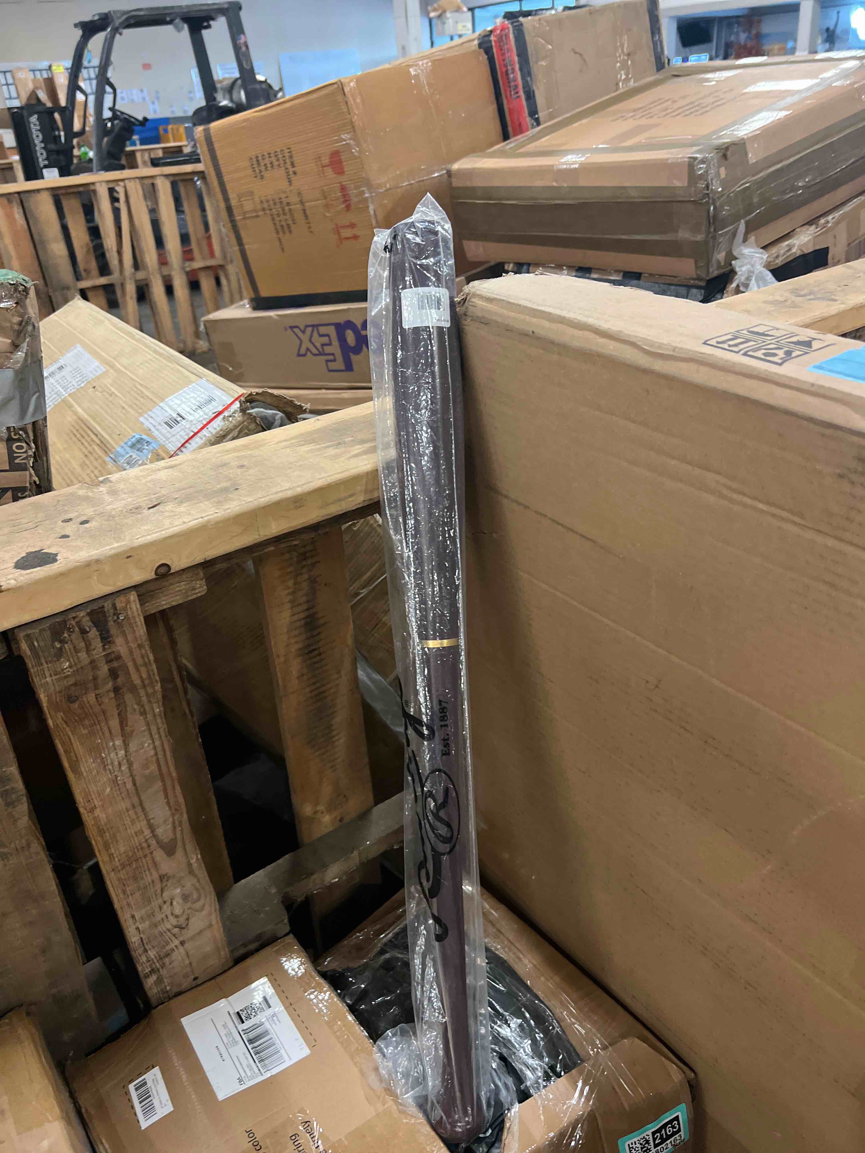 https://s3.amazonaws.com/lotting-images-prod/phillipi/TEA1802188_1757372073749.jpeg