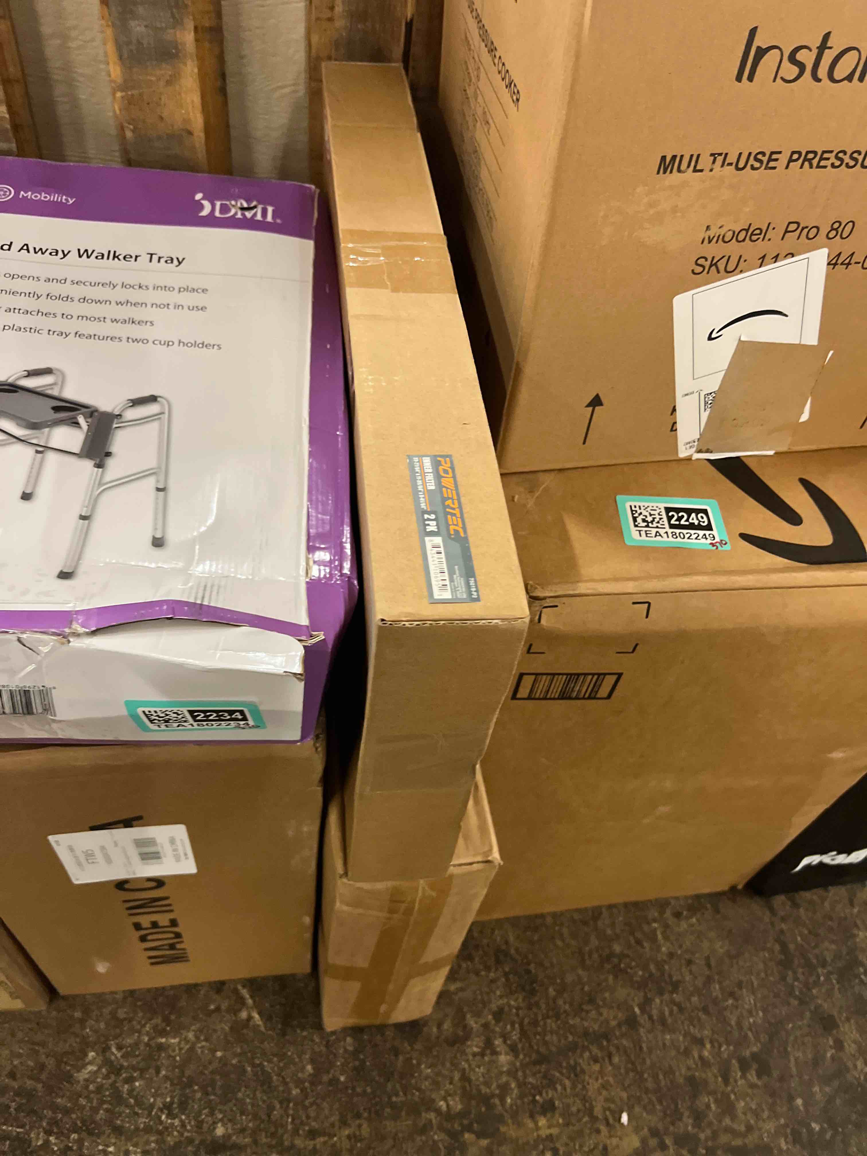 https://s3.amazonaws.com/lotting-images-prod/phillipi/TEA1802233_1757435659303.jpeg