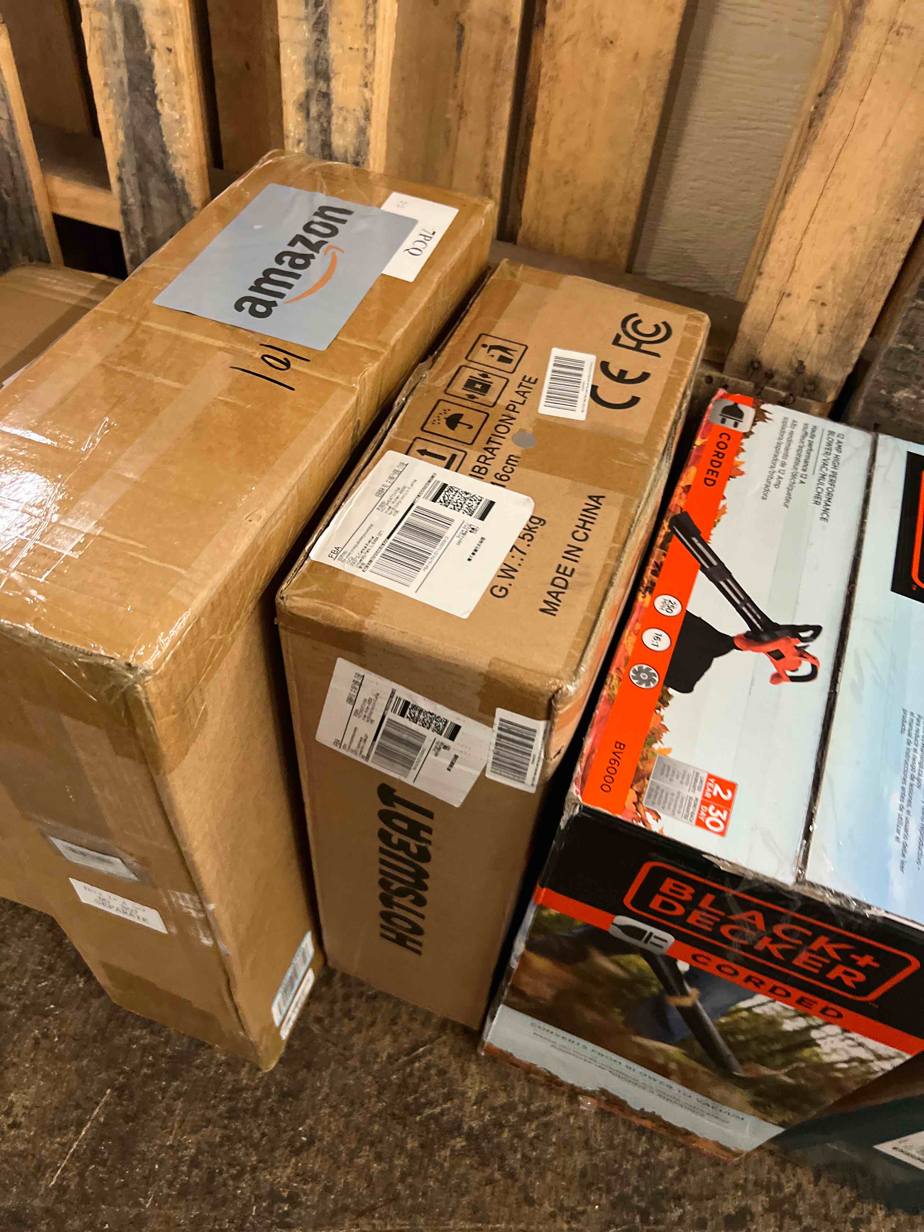 https://s3.amazonaws.com/lotting-images-prod/phillipi/TEA1802242_1757434243032.jpeg