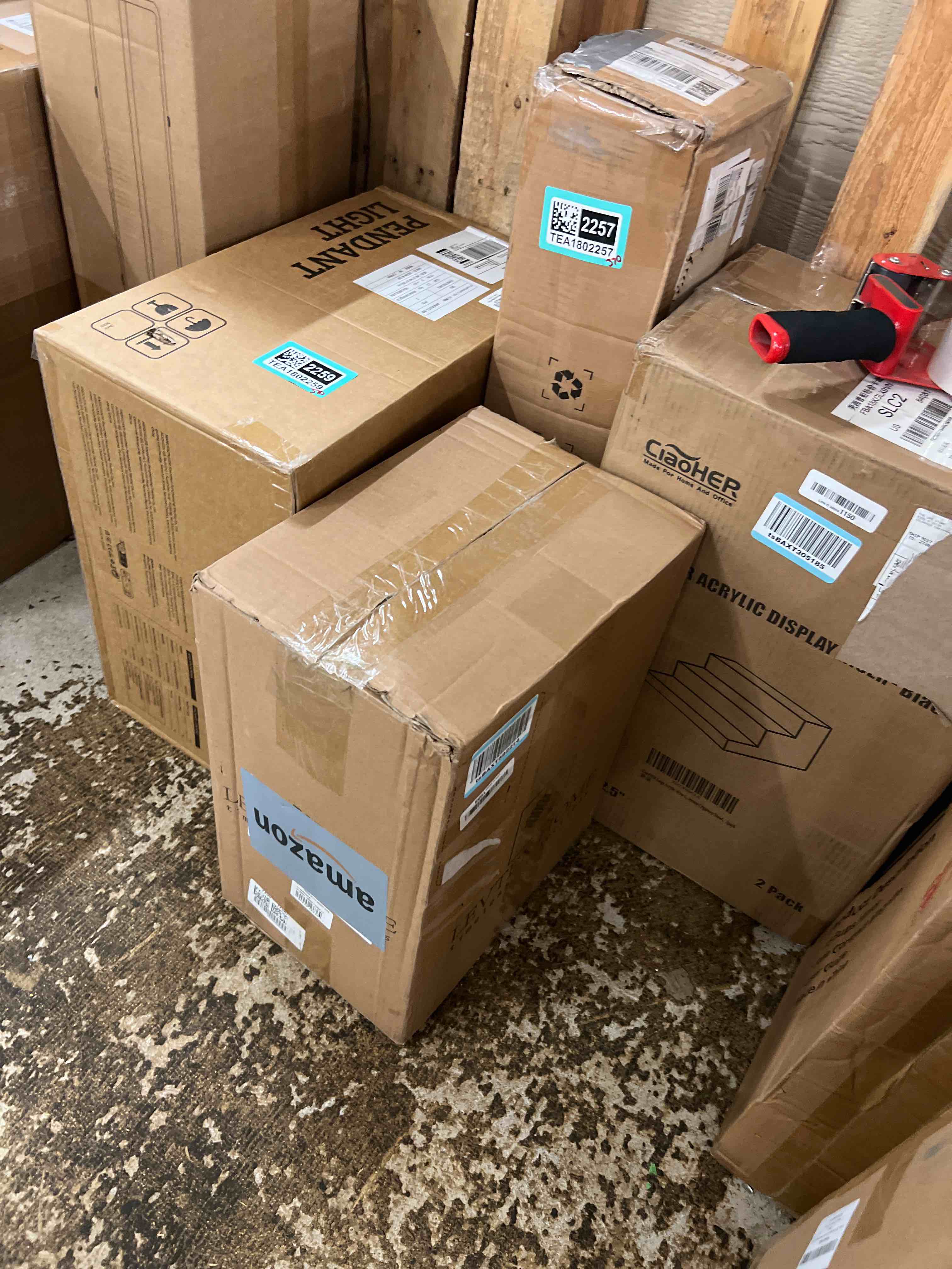 https://s3.amazonaws.com/lotting-images-prod/phillipi/TEA1802256_1757430535144.jpeg