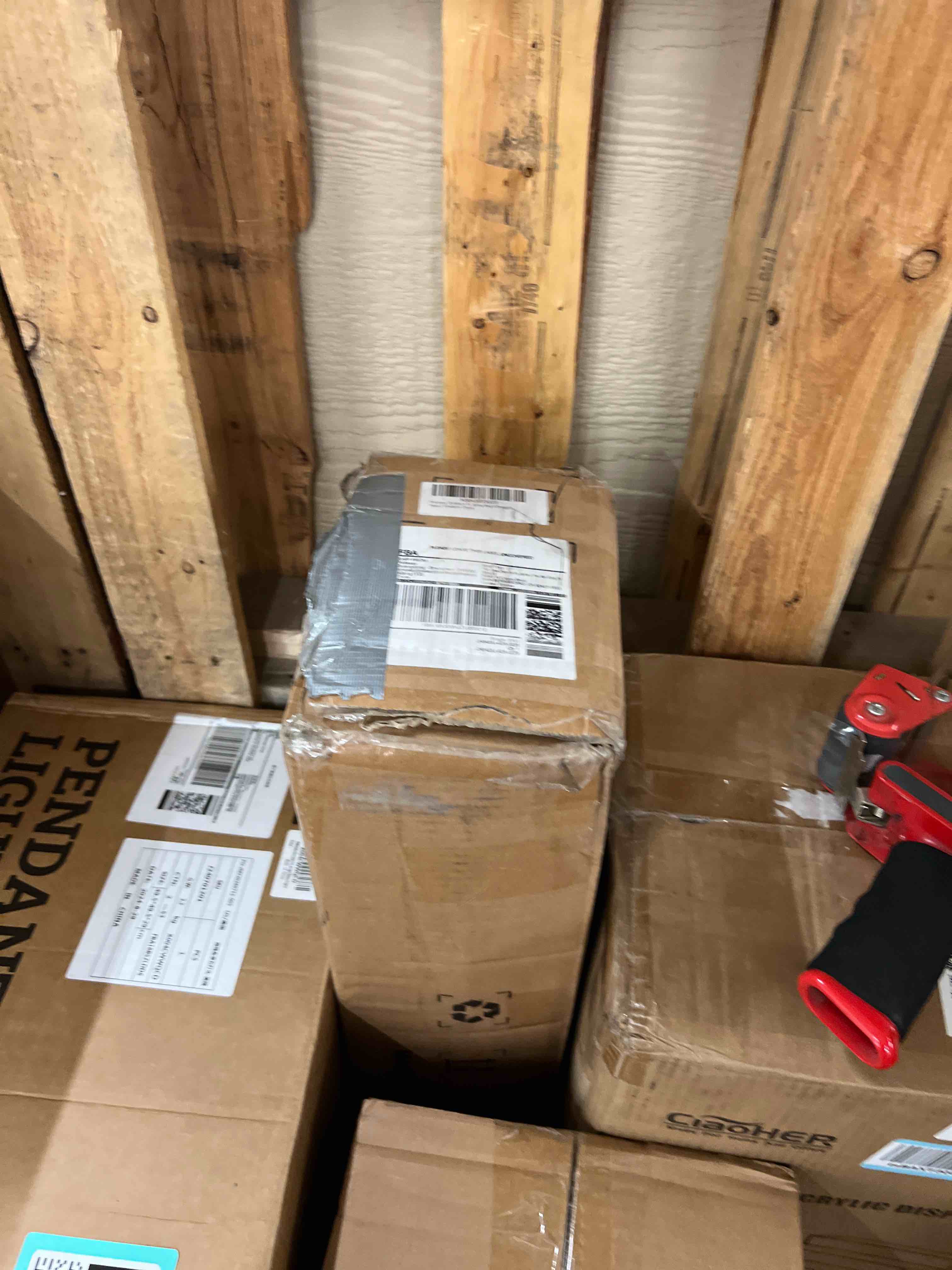 https://s3.amazonaws.com/lotting-images-prod/phillipi/TEA1802257_1757430491988.jpeg