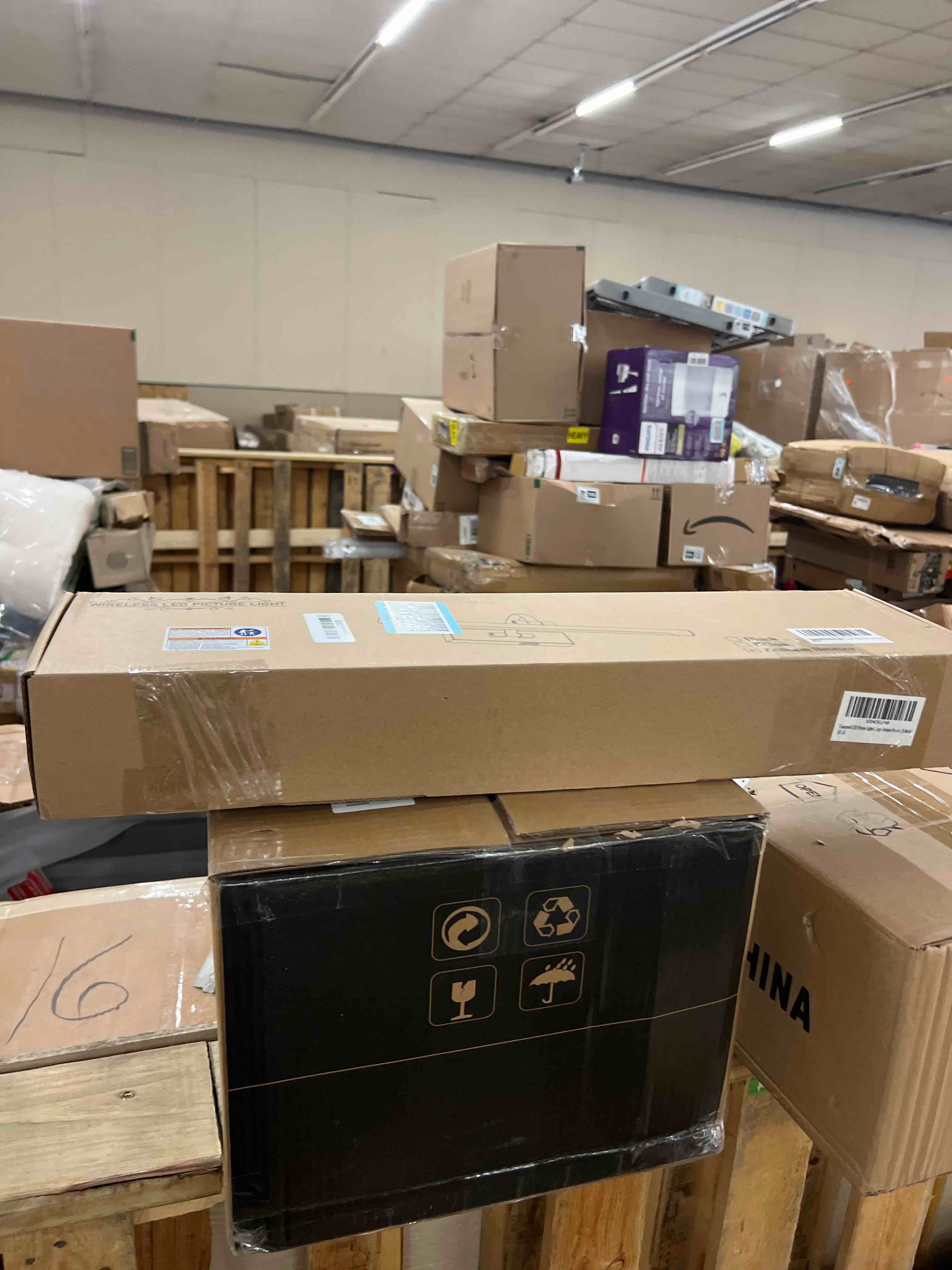 https://s3.amazonaws.com/lotting-images-prod/phillipi/TEA1802261_1757430316906.jpeg