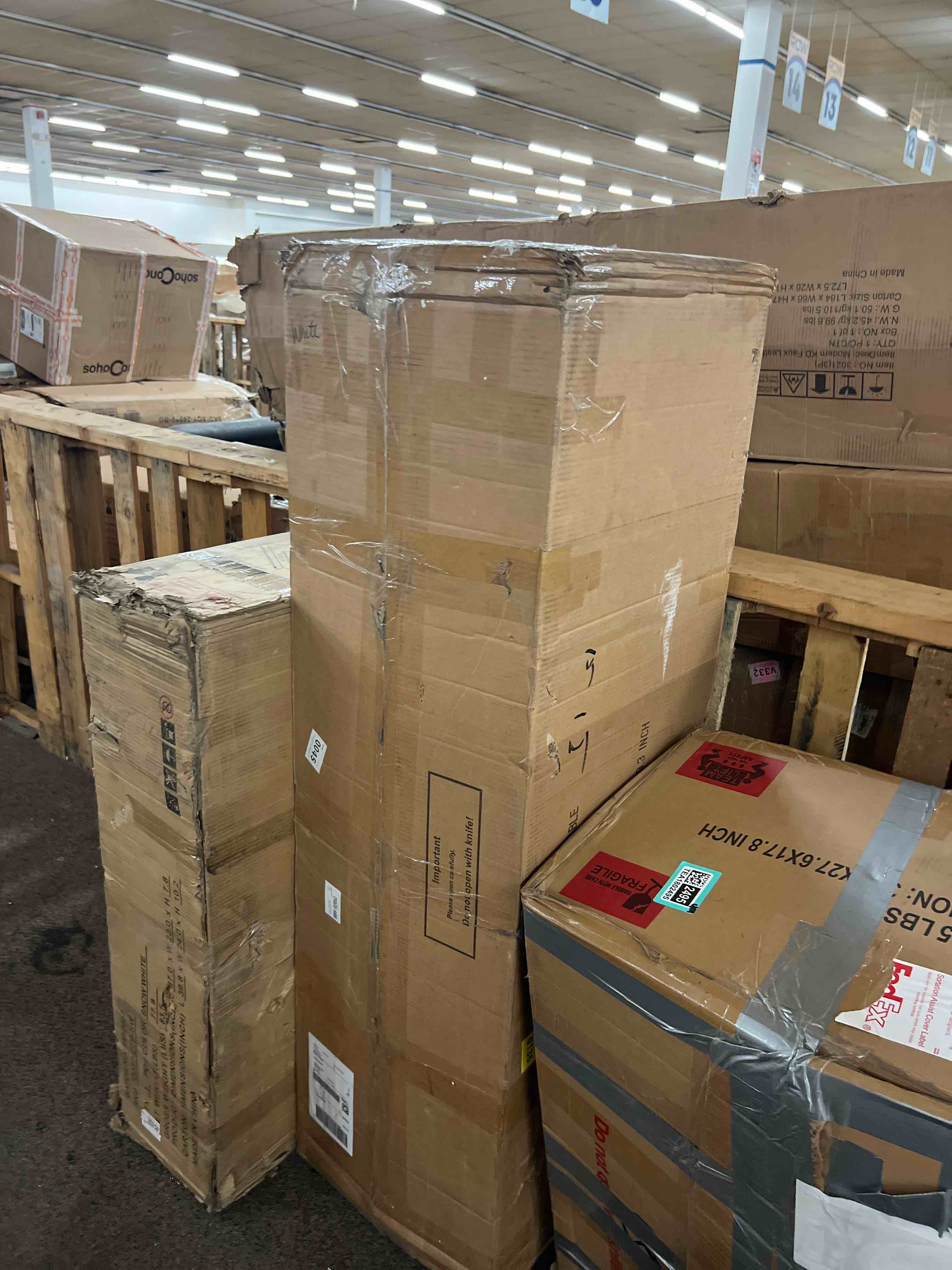 https://s3.amazonaws.com/lotting-images-prod/phillipi/TEA1802496_1758040595448.jpeg