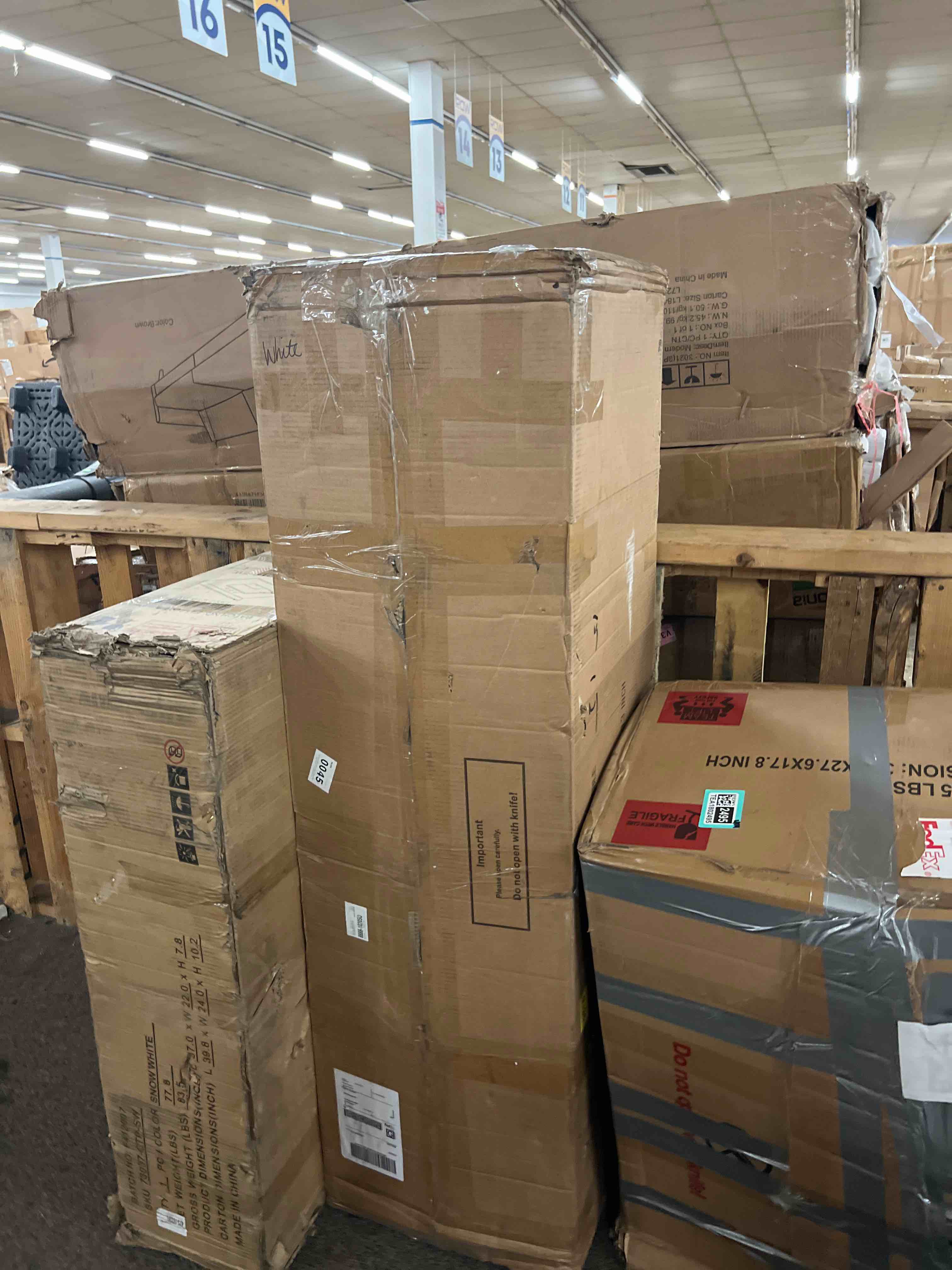 https://s3.amazonaws.com/lotting-images-prod/phillipi/TEA1802496_1758040597690.jpeg