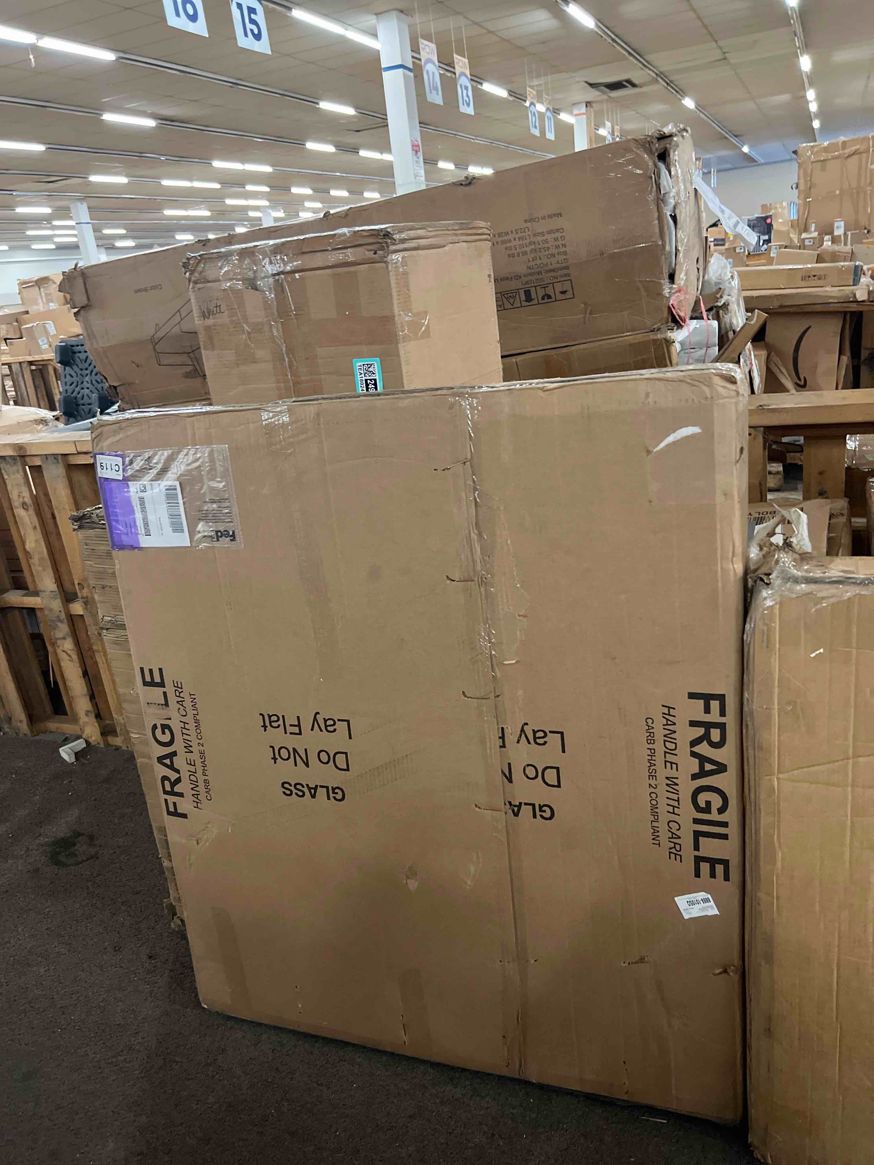 https://s3.amazonaws.com/lotting-images-prod/phillipi/TEA1802499_1758041038489.jpeg