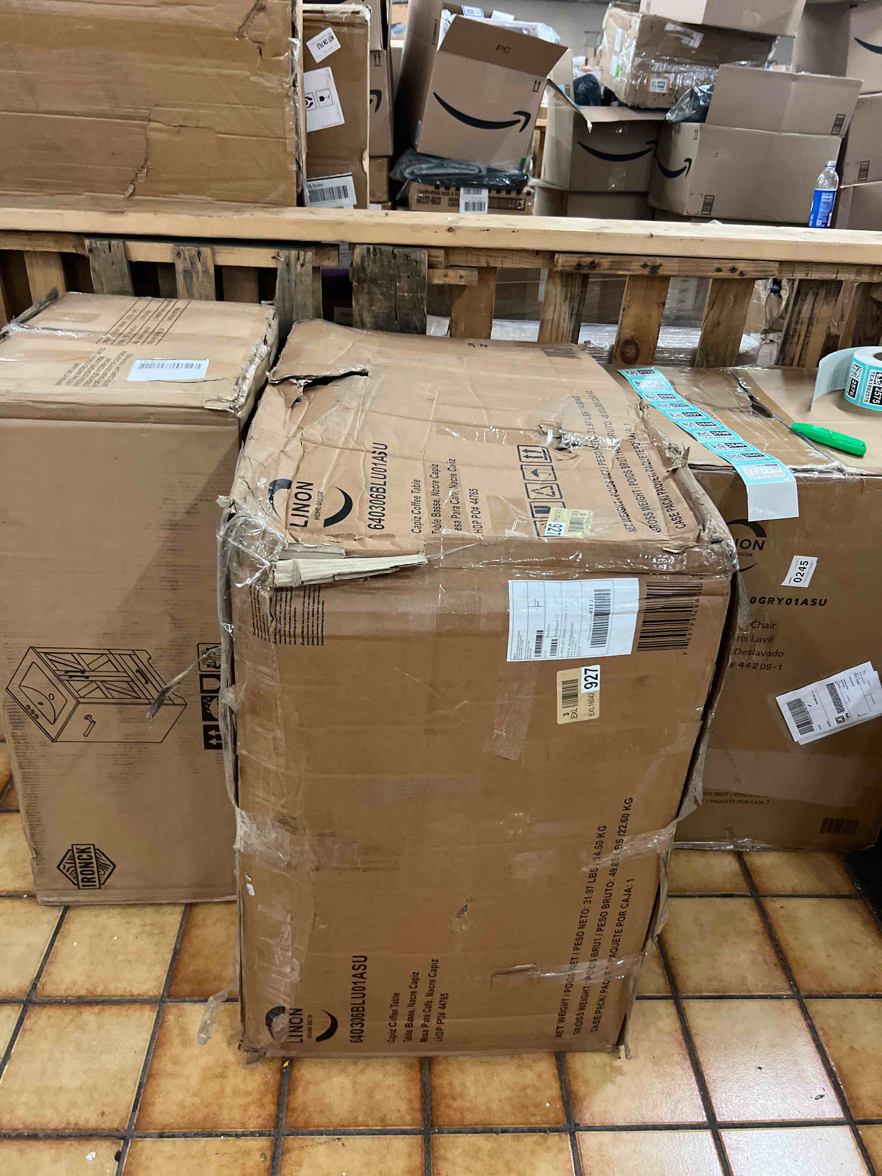 https://s3.amazonaws.com/lotting-images-prod/phillipi/TEA1802542_1758075495342.jpeg