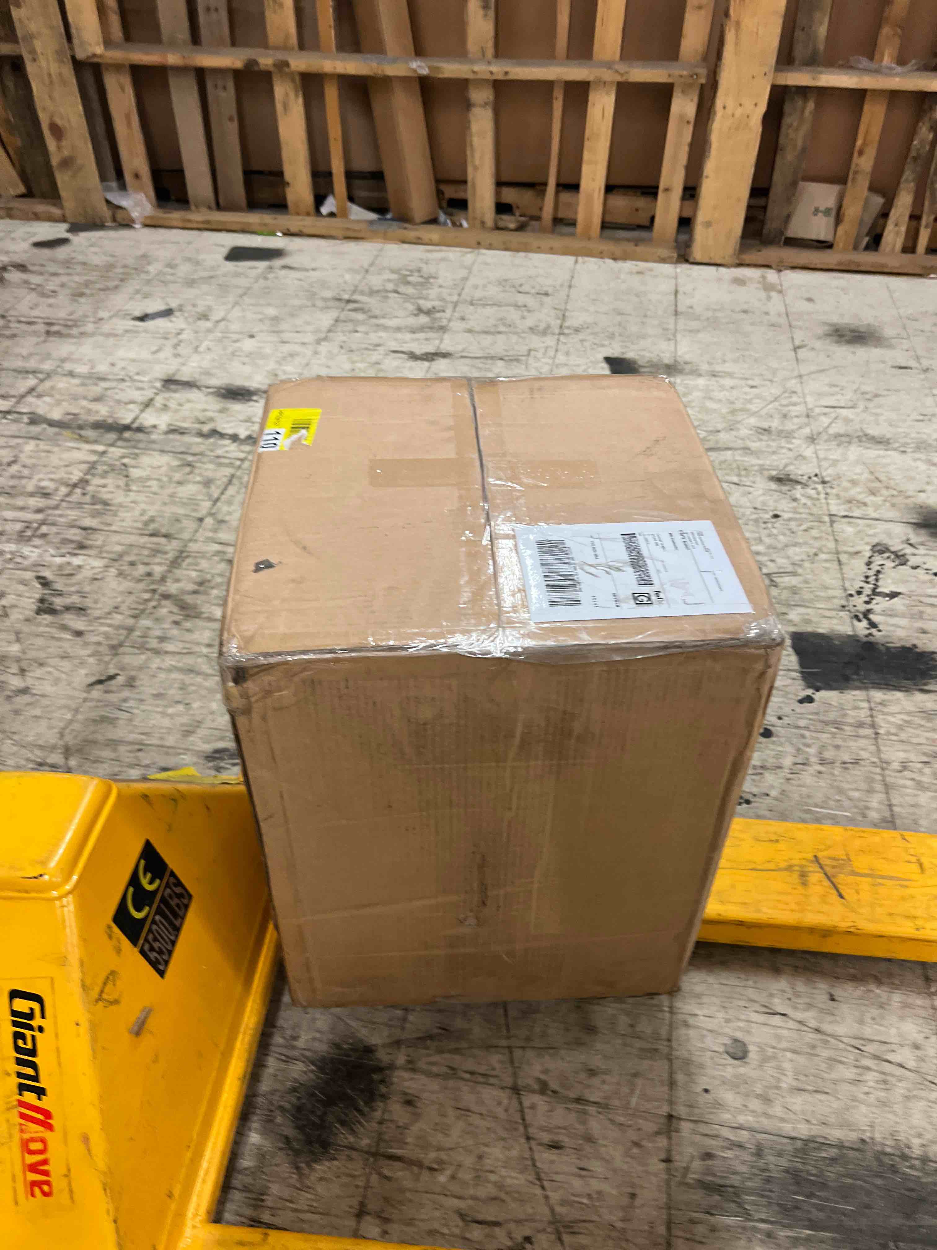 https://s3.amazonaws.com/lotting-images-prod/phillipi/TEA1802545_1758074529112.jpeg