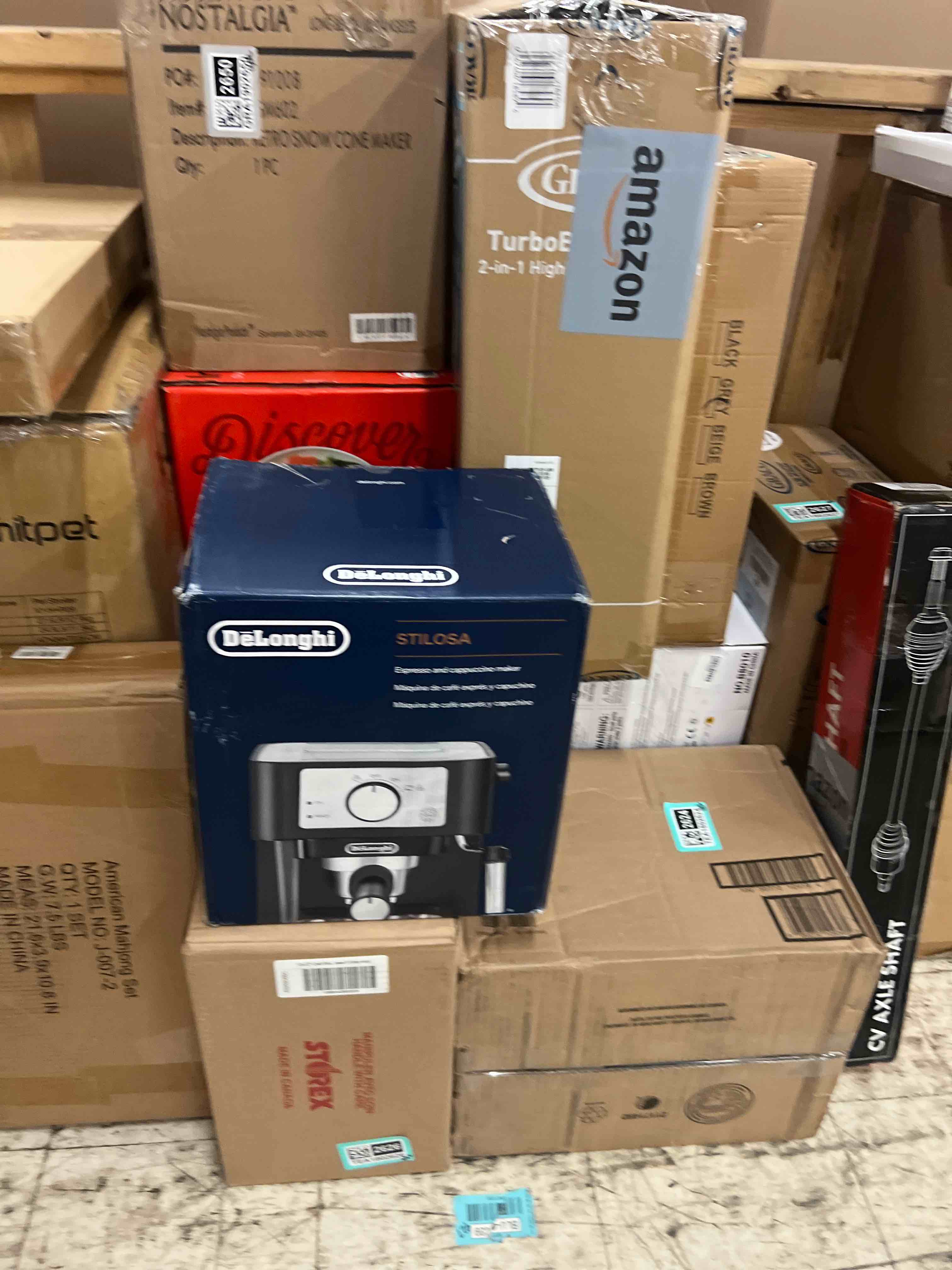 https://s3.amazonaws.com/lotting-images-prod/phillipi/TEA1802613_1758218221099.jpeg