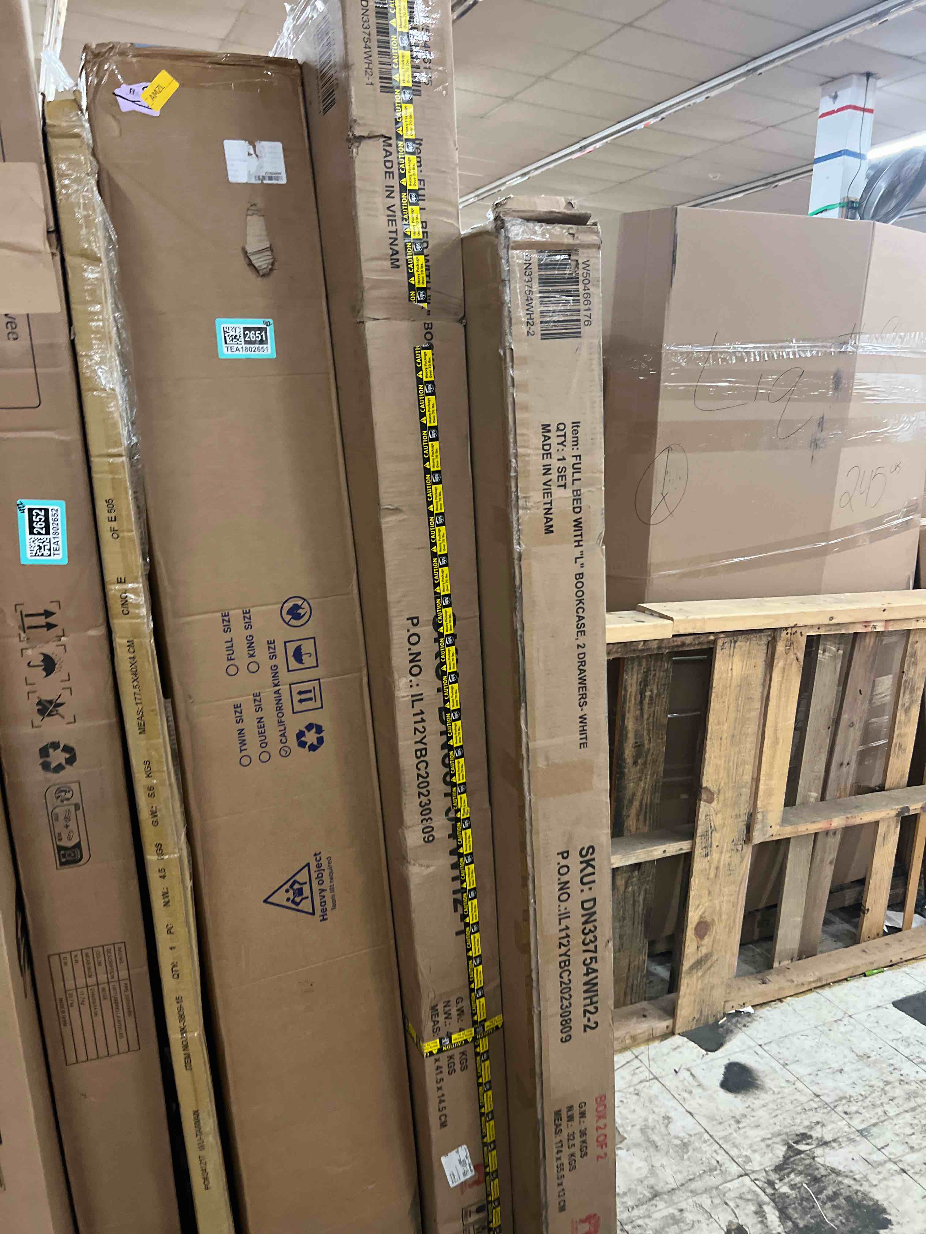 https://s3.amazonaws.com/lotting-images-prod/phillipi/TEA1802649_1758226356171.jpeg