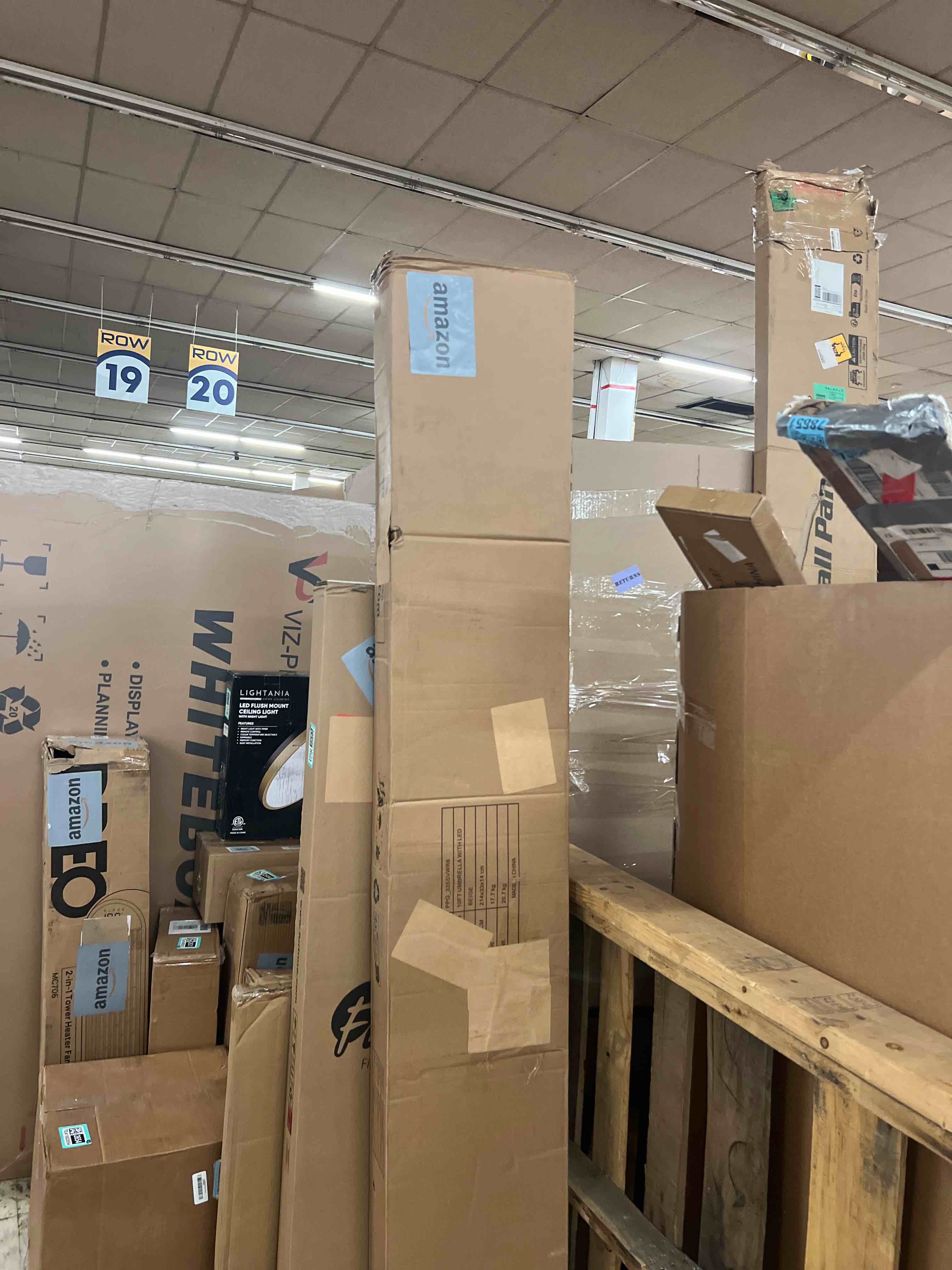 https://s3.amazonaws.com/lotting-images-prod/phillipi/TEA1802652_1758225914496.jpeg
