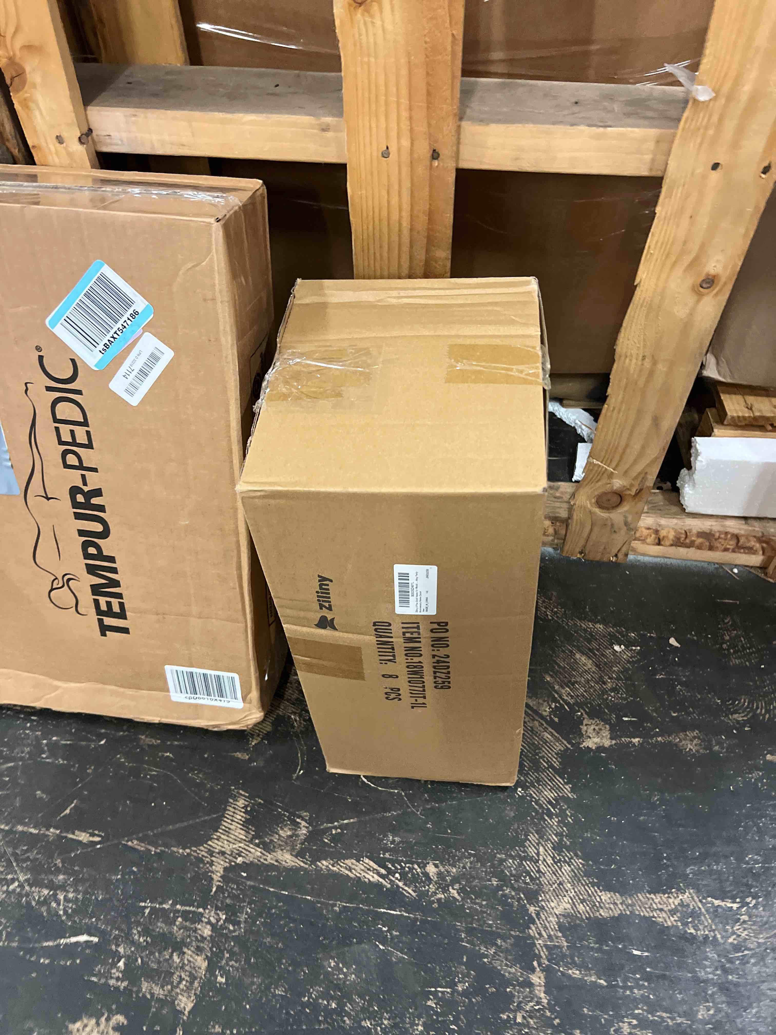 https://s3.amazonaws.com/lotting-images-prod/phillipi/TEA1802679_1758292234709.jpeg