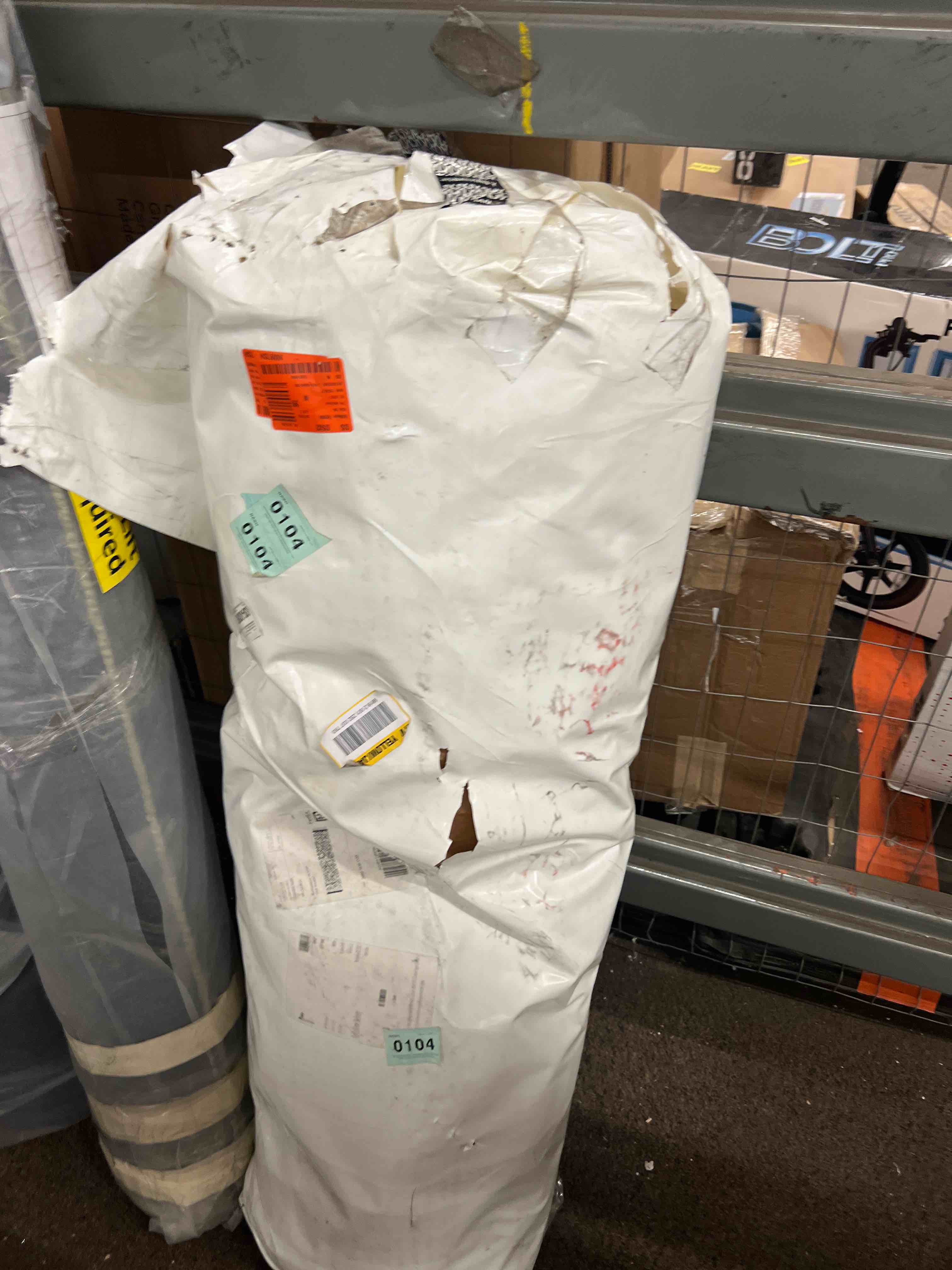 https://s3.amazonaws.com/lotting-images-prod/phillipi/TEA1802724_1758301771741.jpeg