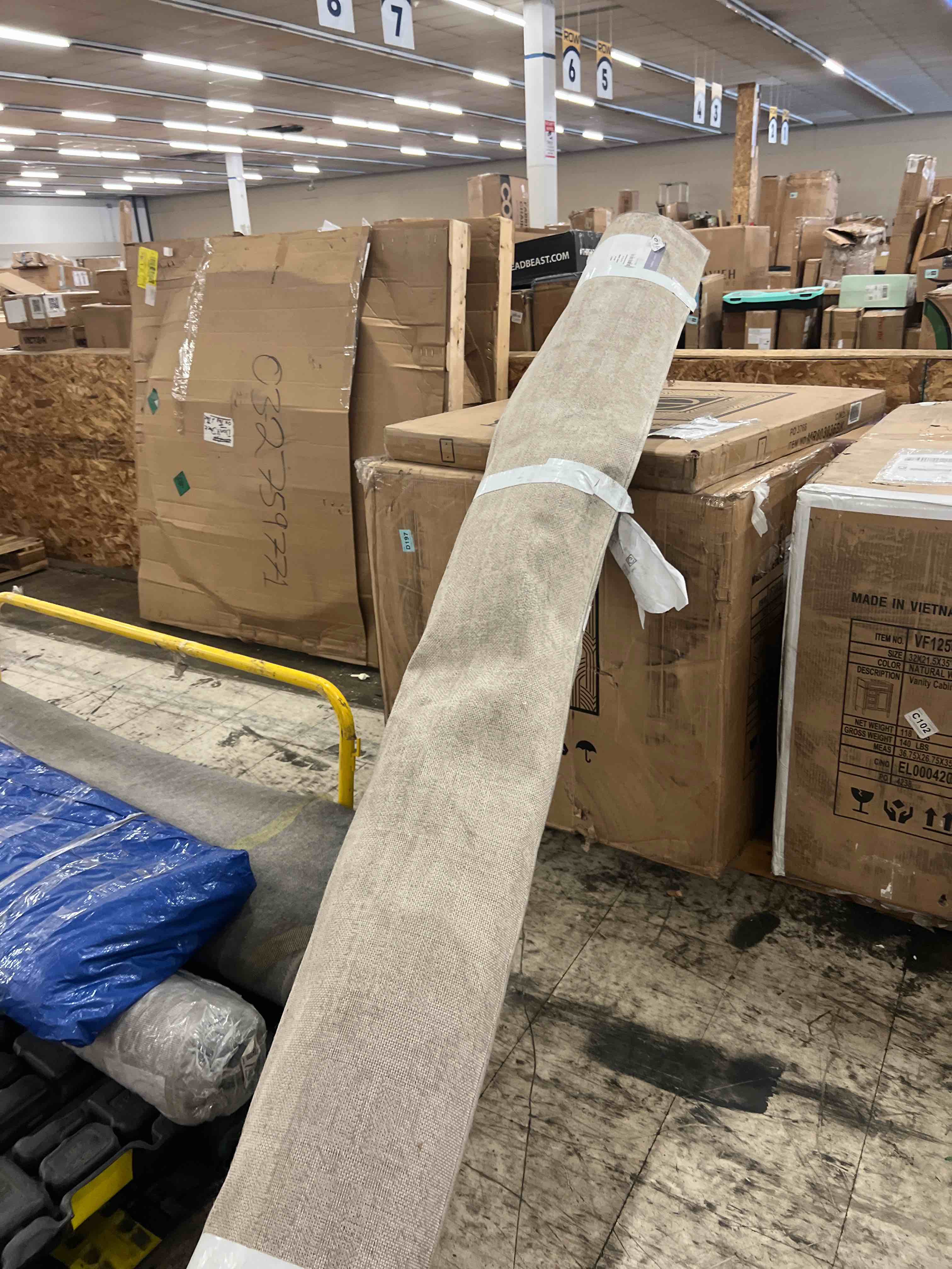 https://s3.amazonaws.com/lotting-images-prod/phillipi/TEA1802753_1758306074427.jpeg
